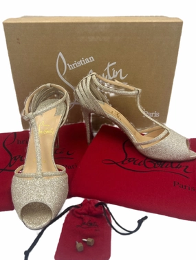 Smart Pumps Luxury Heels for Office 40% OFF! Christian Louboutin Patitta Luxury Designer Heels,  Sz. 5 / 35