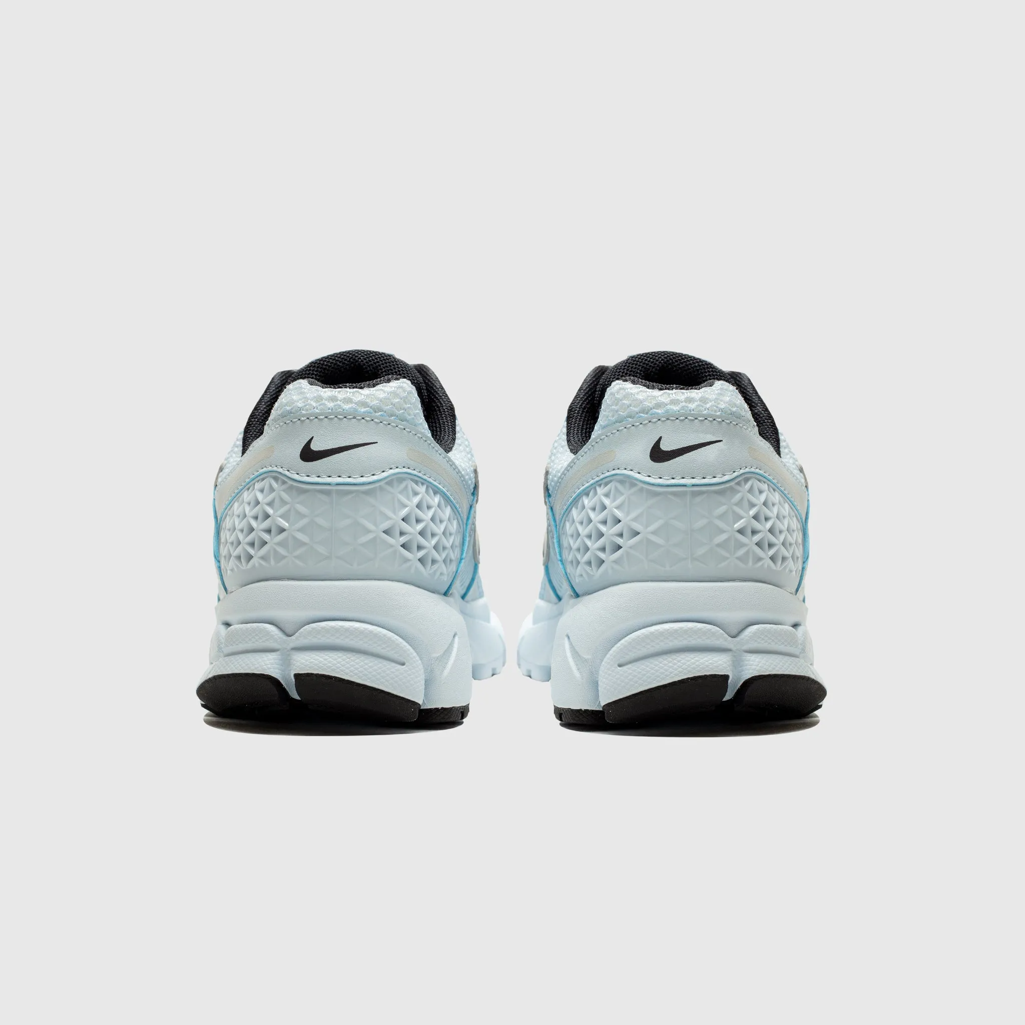 running on track shoes WMNS ZOOM VOMERO 5 "BLUE TINT"