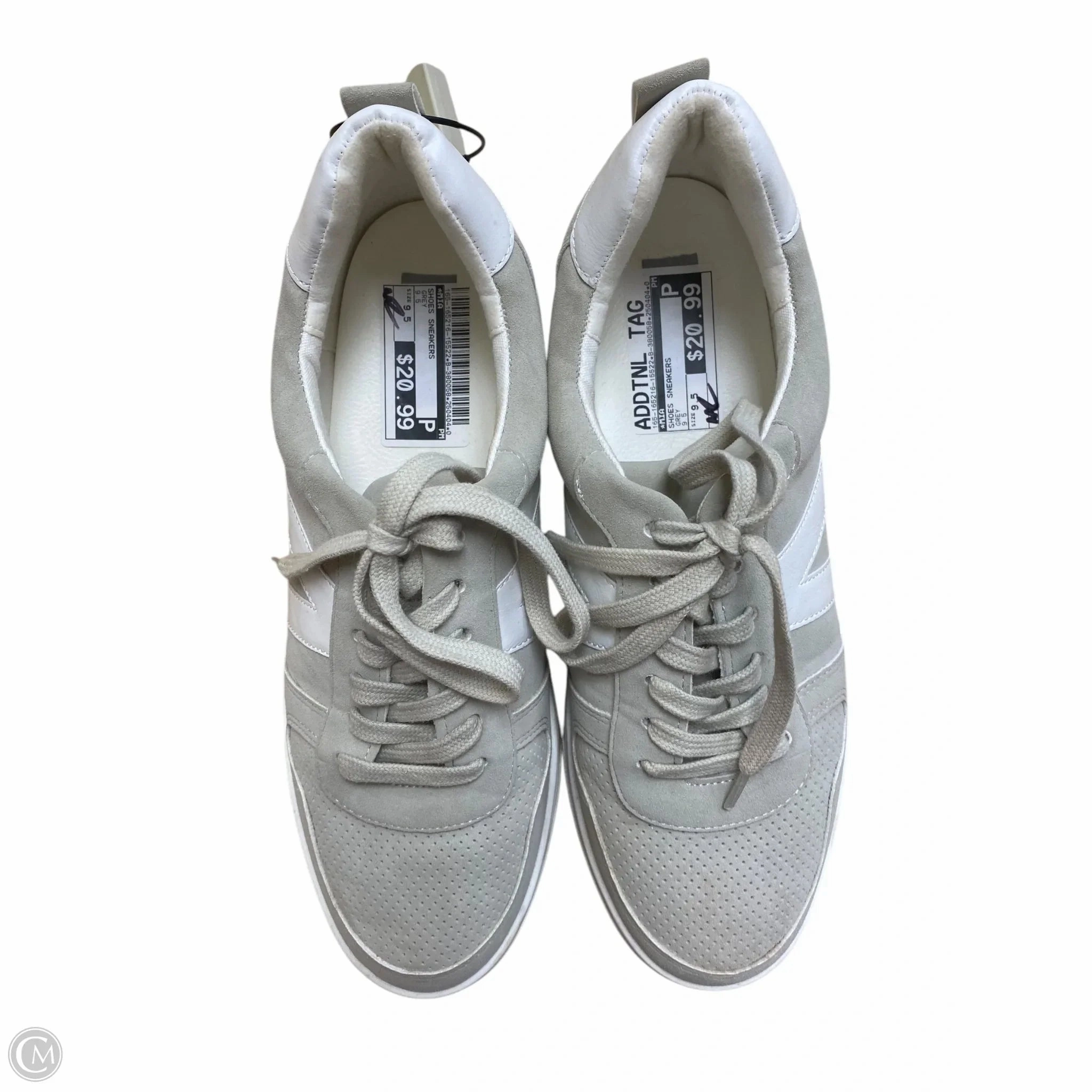 Shoes Sneakers By Mia In Grey, Size: 9.5 Flexible Grip Step Forward