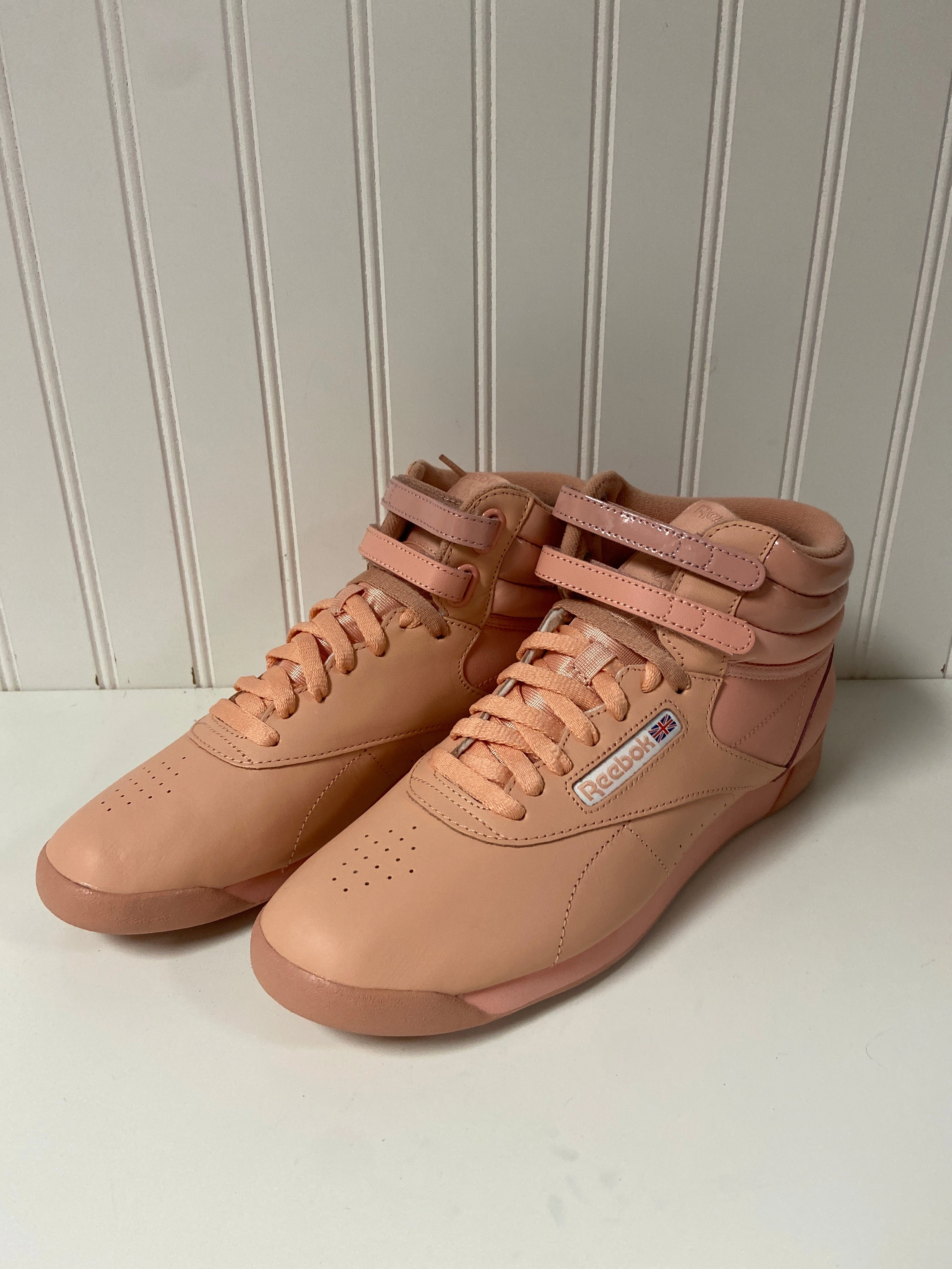 Comfortable Wear Lean Build Shoes Sneakers By Reebok In Pink, Size: 9.5