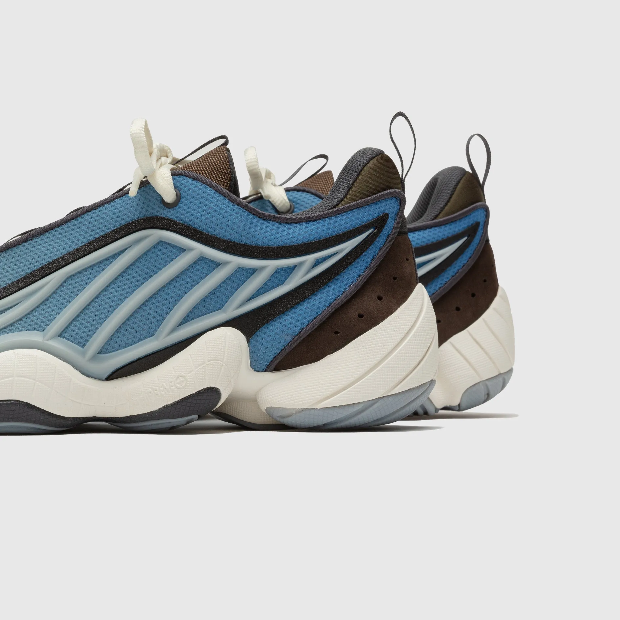 PACKER X ADIDAS FYW INTIMIDATION LOW "CYAN BLUE" heavy - use EvaMidsole