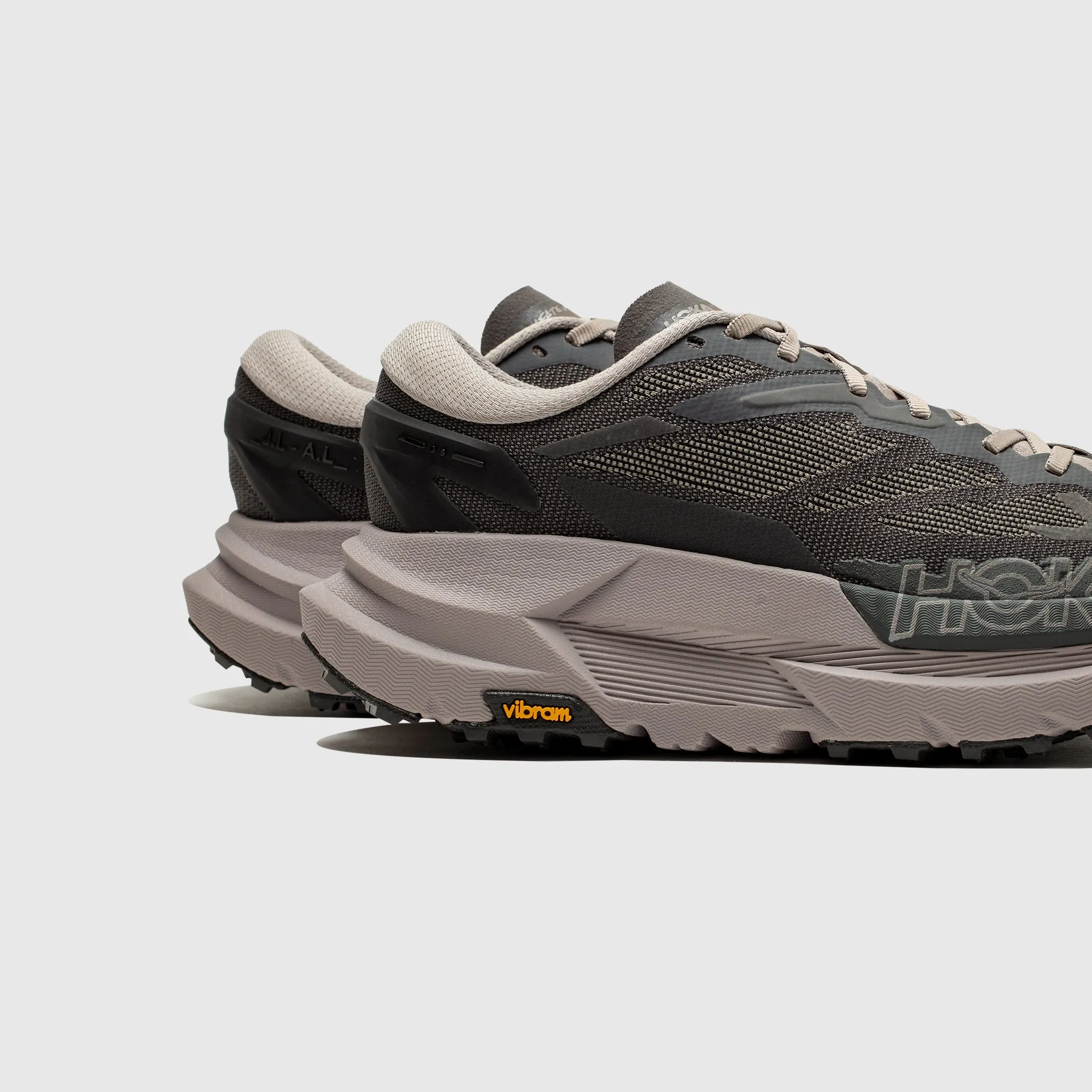 narrow - fit shoes fun - run J.L-A.L X U MAFATE