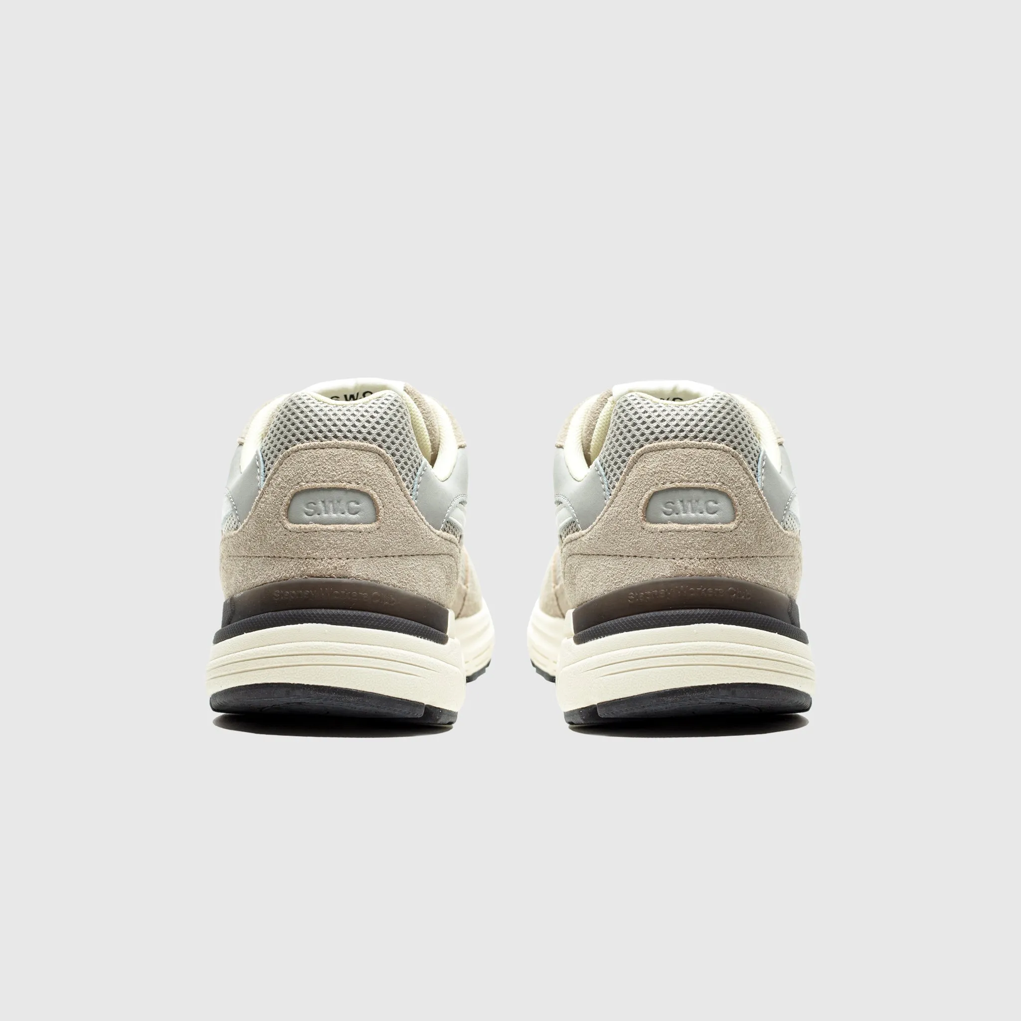 AMIEL S-STRIKE ergonomic shoes smooth - sole shoes