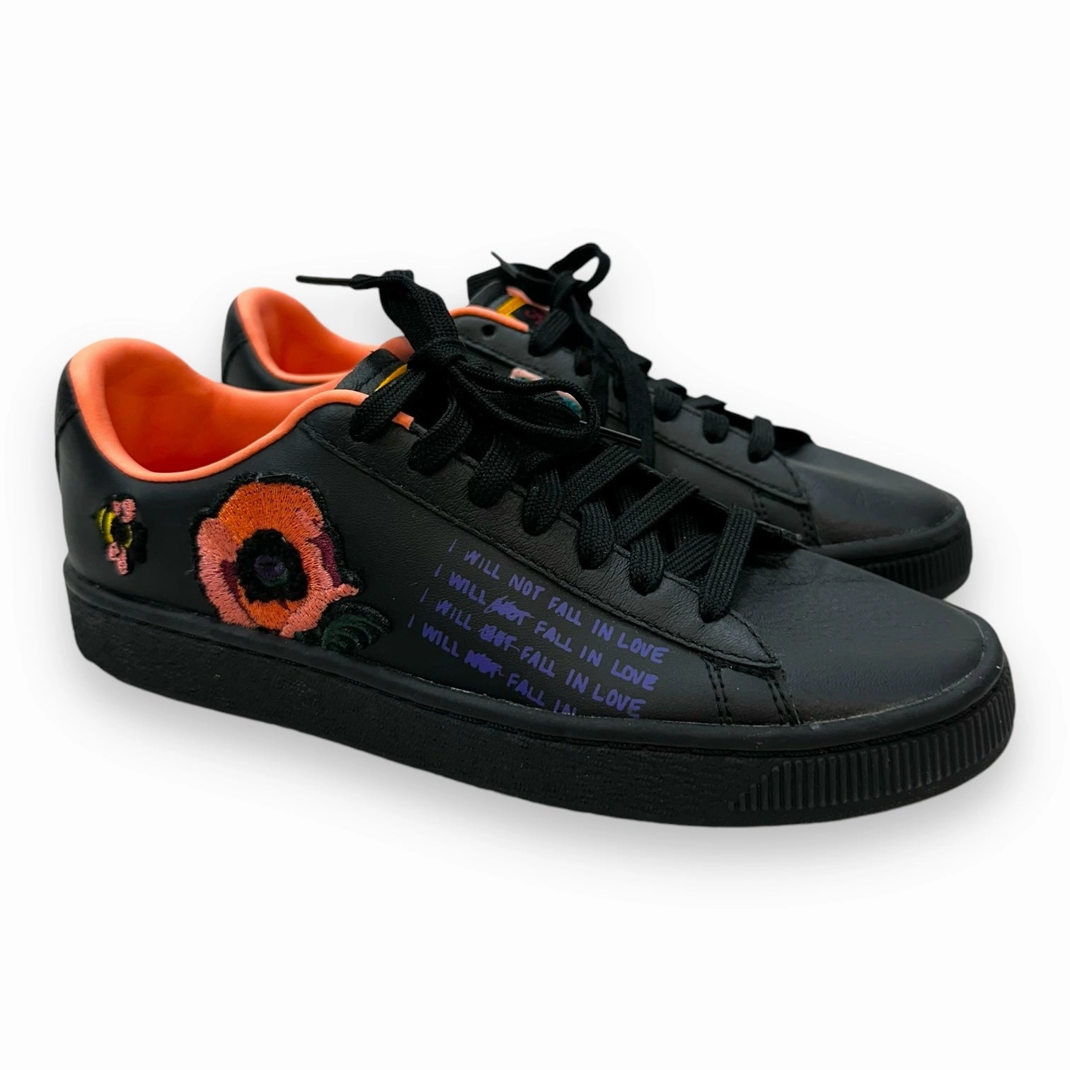 Shoes Sneakers By Puma In Black, Size: 6 Casual Vibe