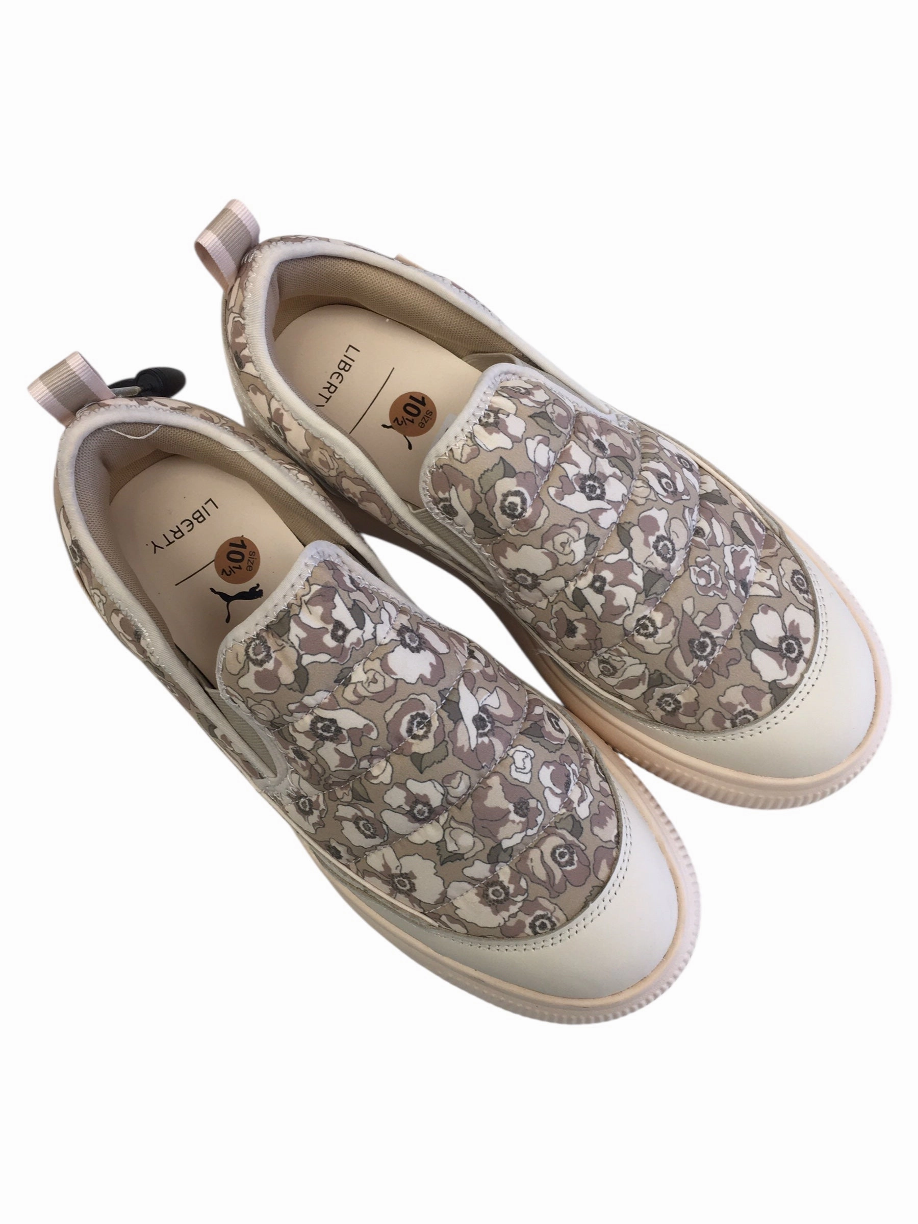 Reliable Grip Shoes Sneakers By Puma In Cream, Size:10.5