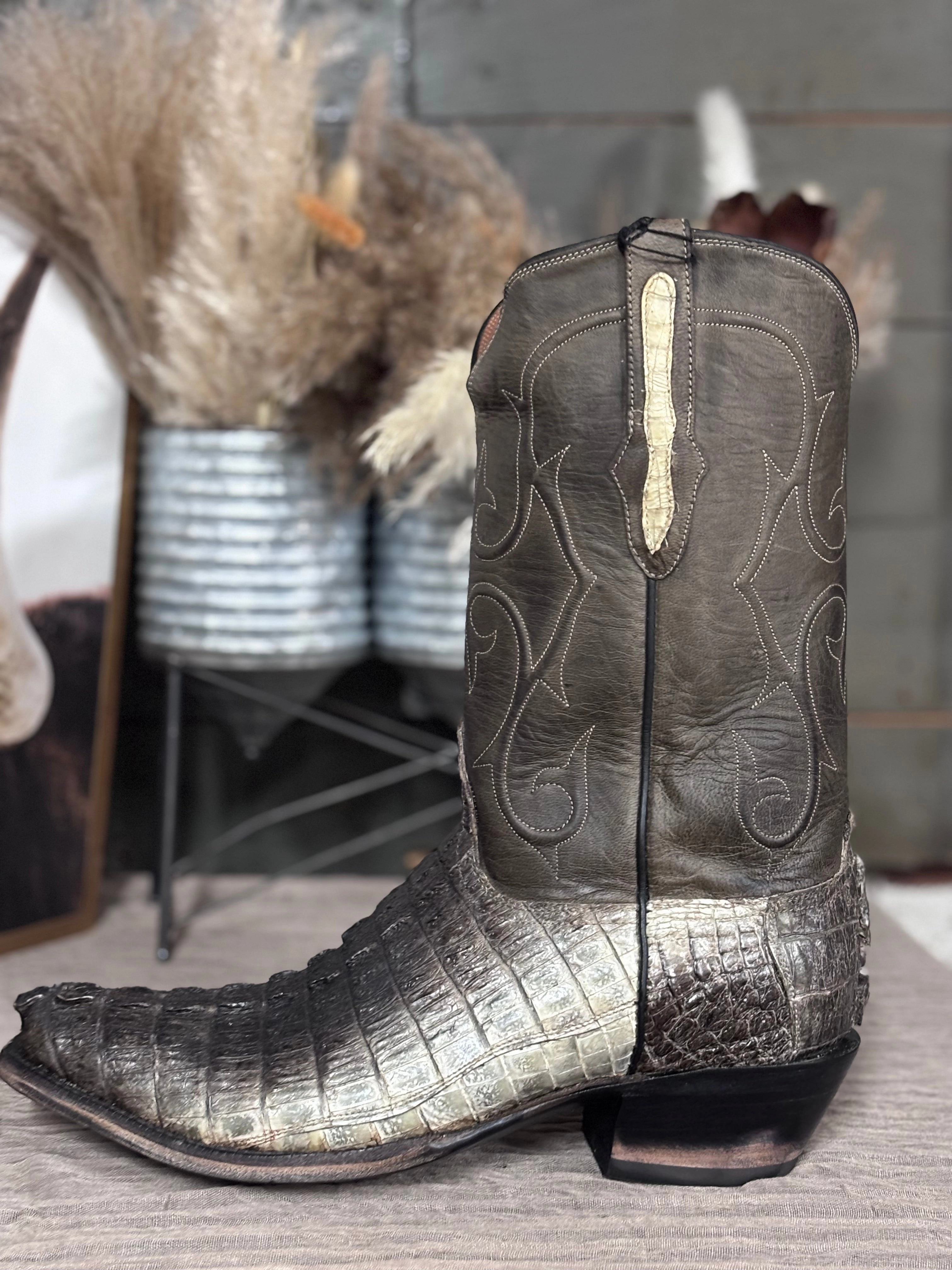 Modern Comfort Art Gallery Black Jack Caiman Tail Boots