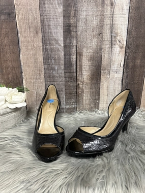 Trendy Boots Shock Resistant Black Shoes Heels Stiletto Bandolino, Size 7.5