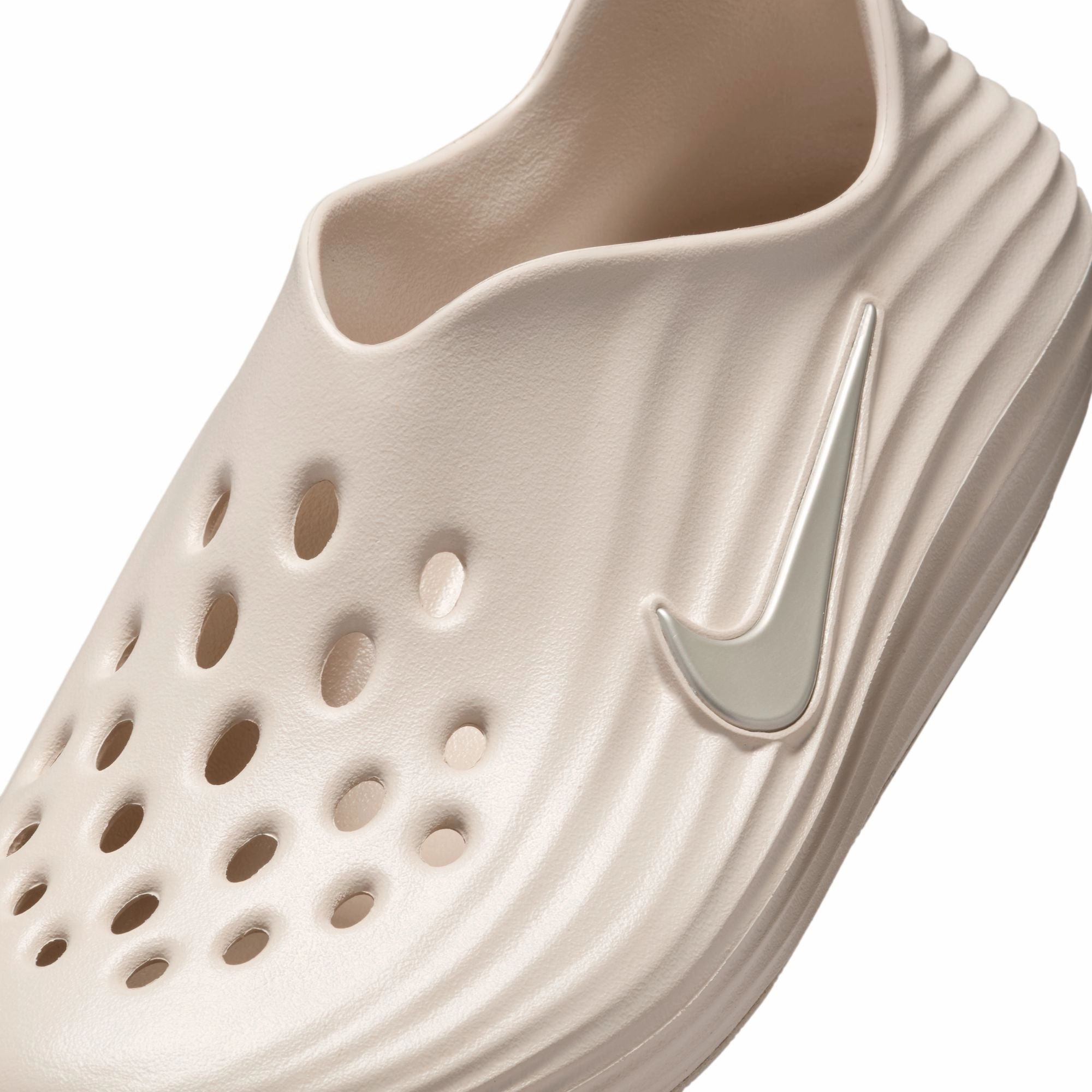 Nike Womens ReactX Rejuven8 Sandals Comfortable For Walking Chic Vibe