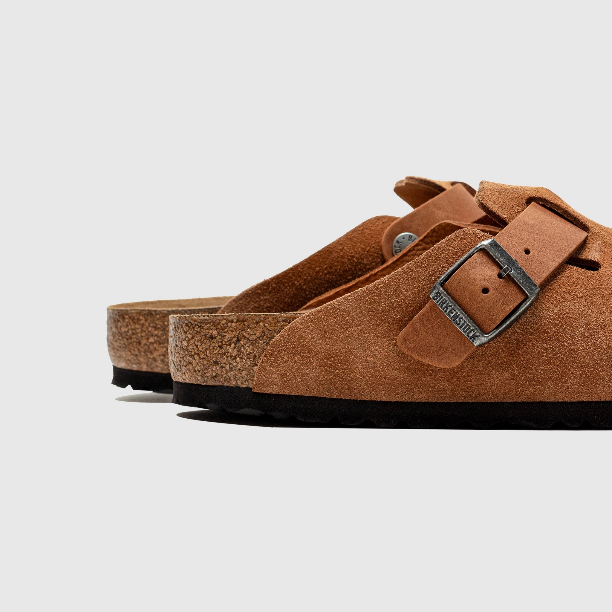 BOSTON "COGNAC" tear - resistant shoes