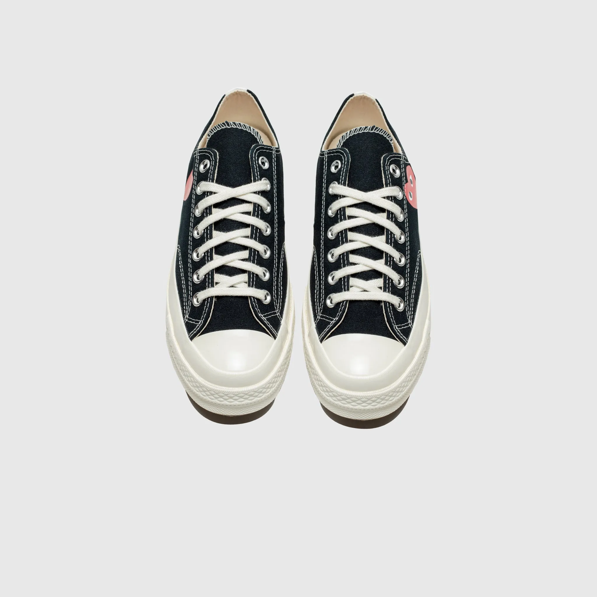 soft - touch shoes CHUCK TAYLOR ALL-STAR '70 LOW "BLACK SINGLE HEART"