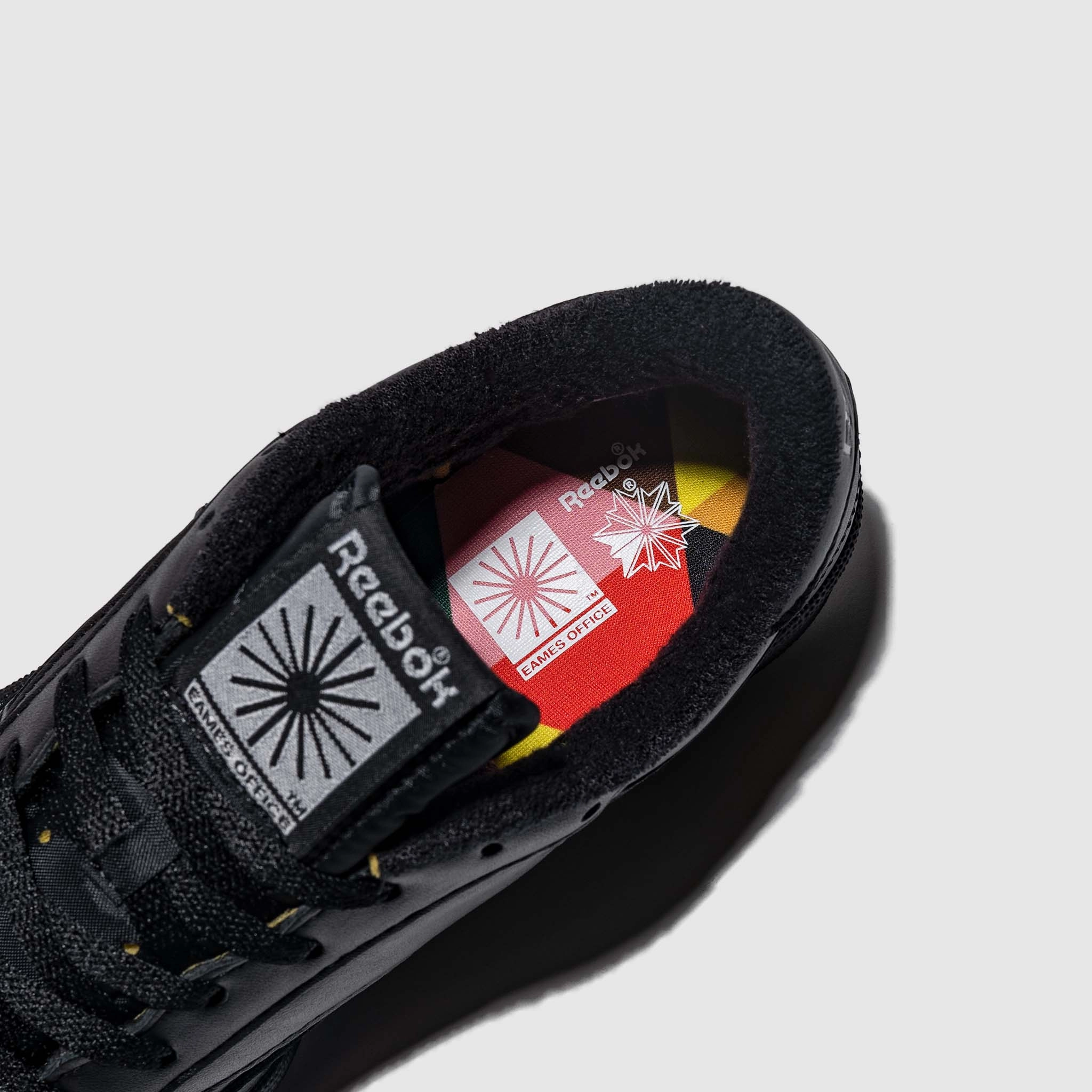 CLUB C 85 X EAMES All - weather use