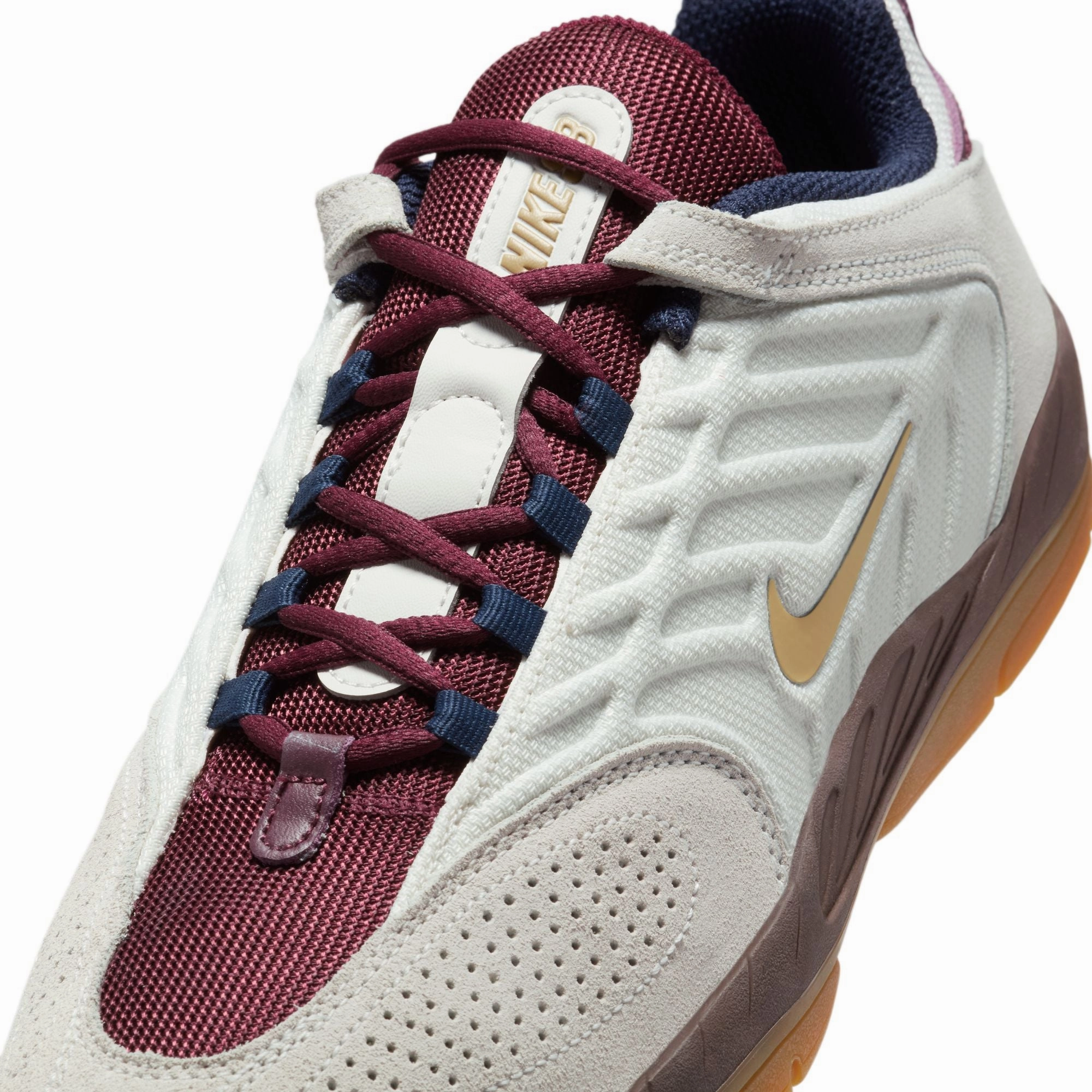 Smooth Fit Nike SB Mens Vertebrae Shoes