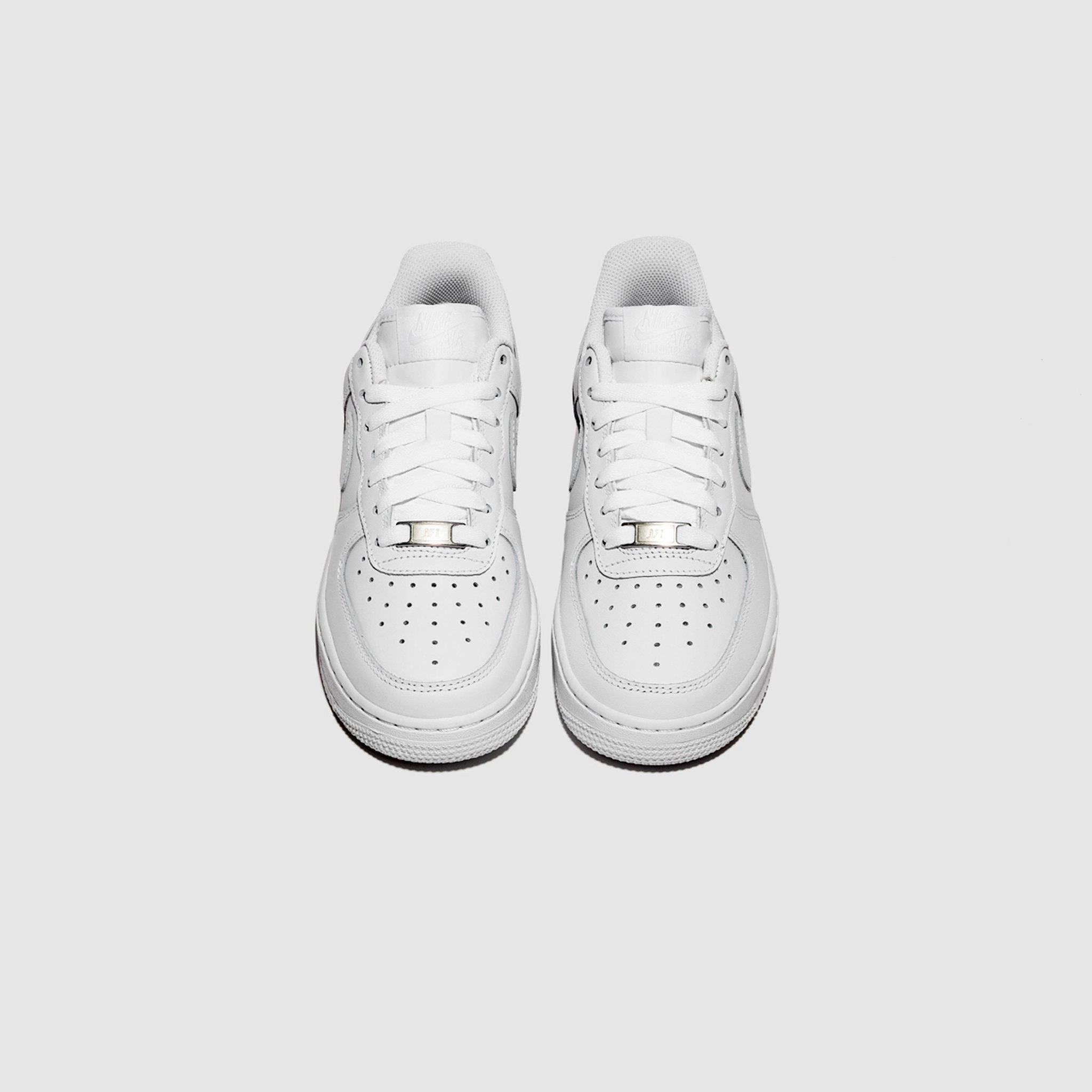 AIR FORCE 1 '07 "TRIPLE WHITE" tongue loose fit shoes