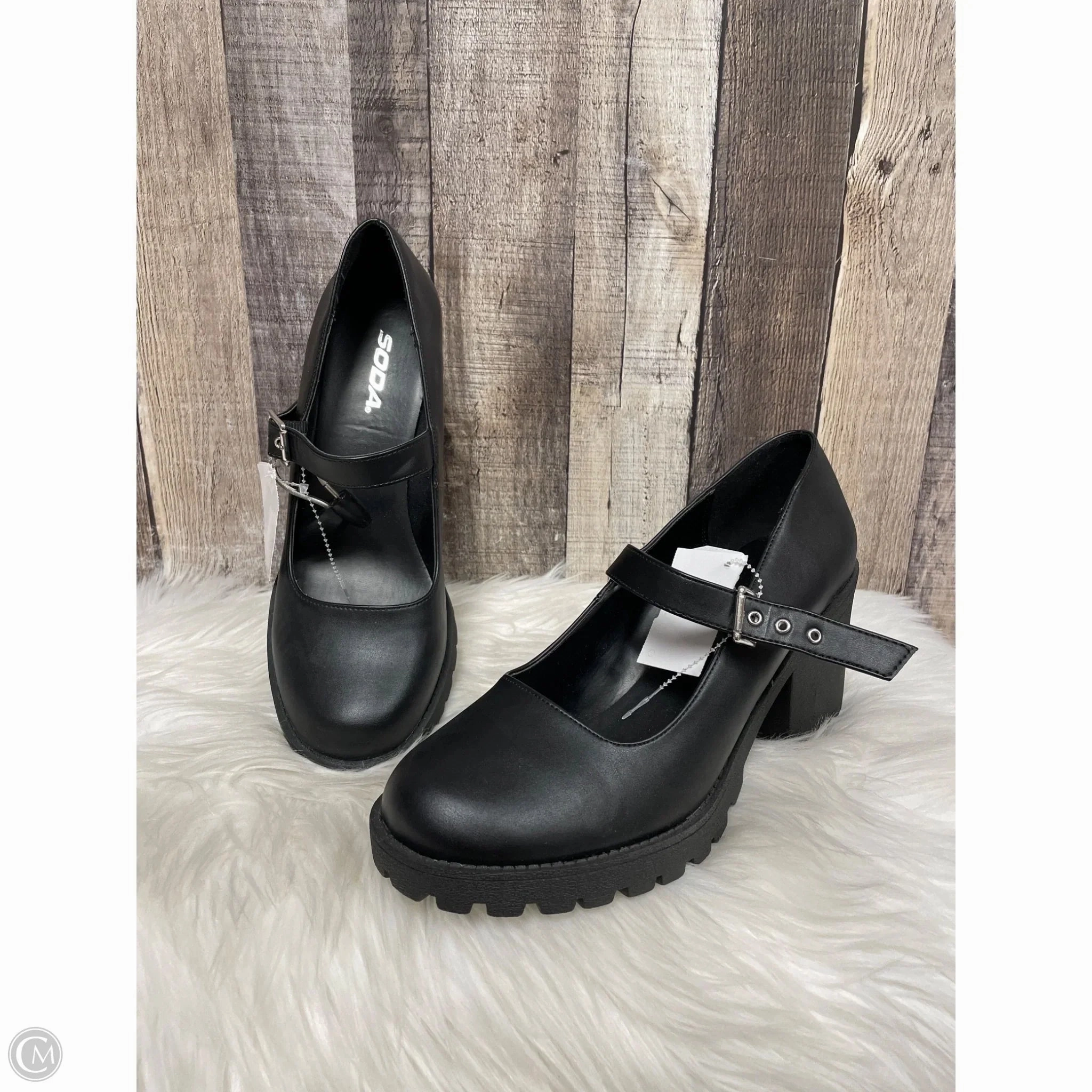 Occasion Shoes Shoes Heels Block By Soda In Black, Size: 10