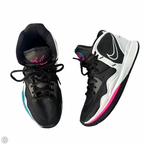 Rubber Traction Grip Shoes Sneakers By Nike In Black & White, Size: 10.5