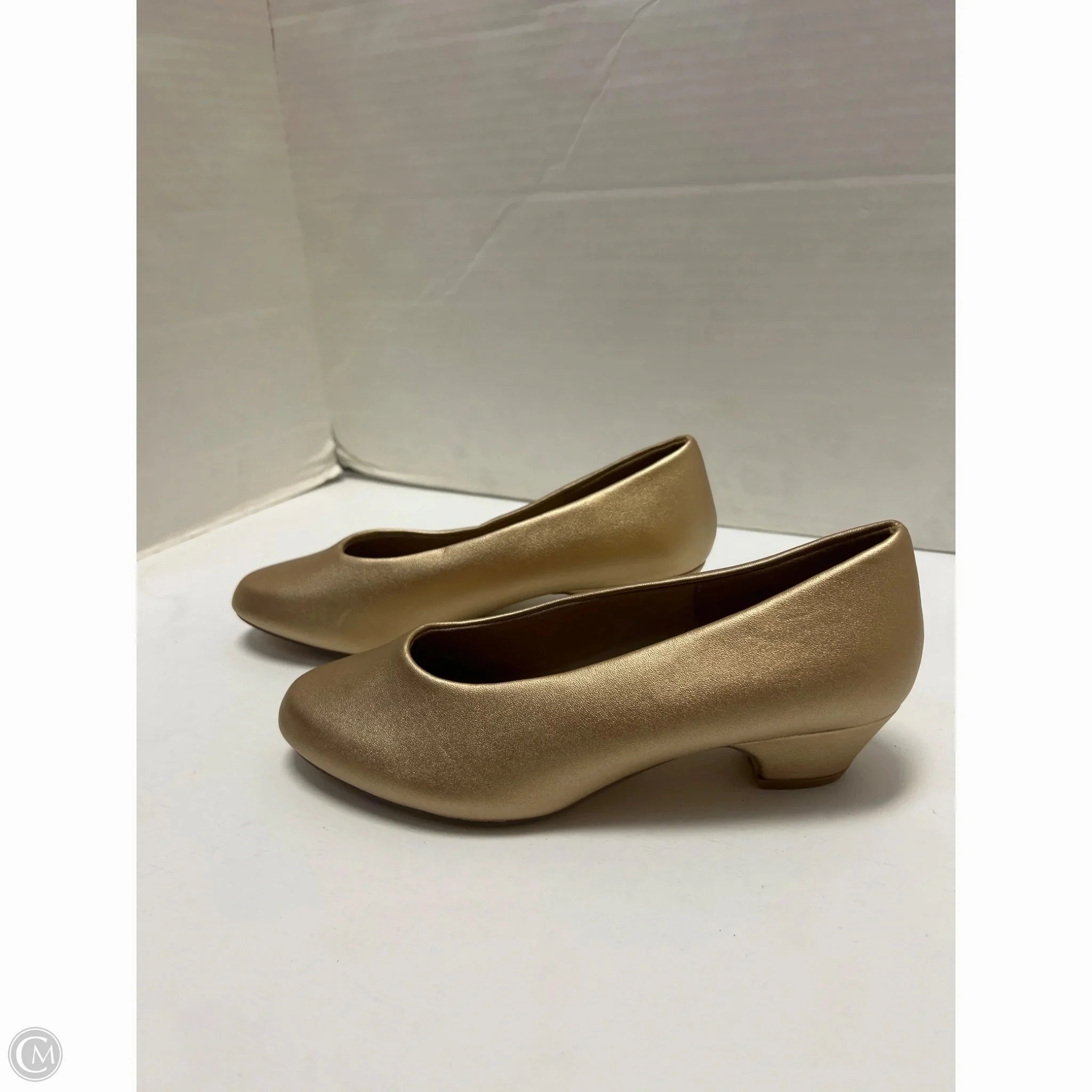 Shoes Heels Block By Comfortview In Gold, Size: 7 Fashionable Formal Pumps