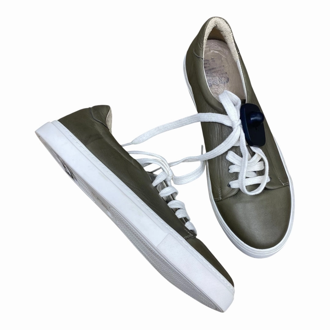 Pure Lines Molded Heel Cup Shoes Sneakers By Bueno In Green, Size:10.5