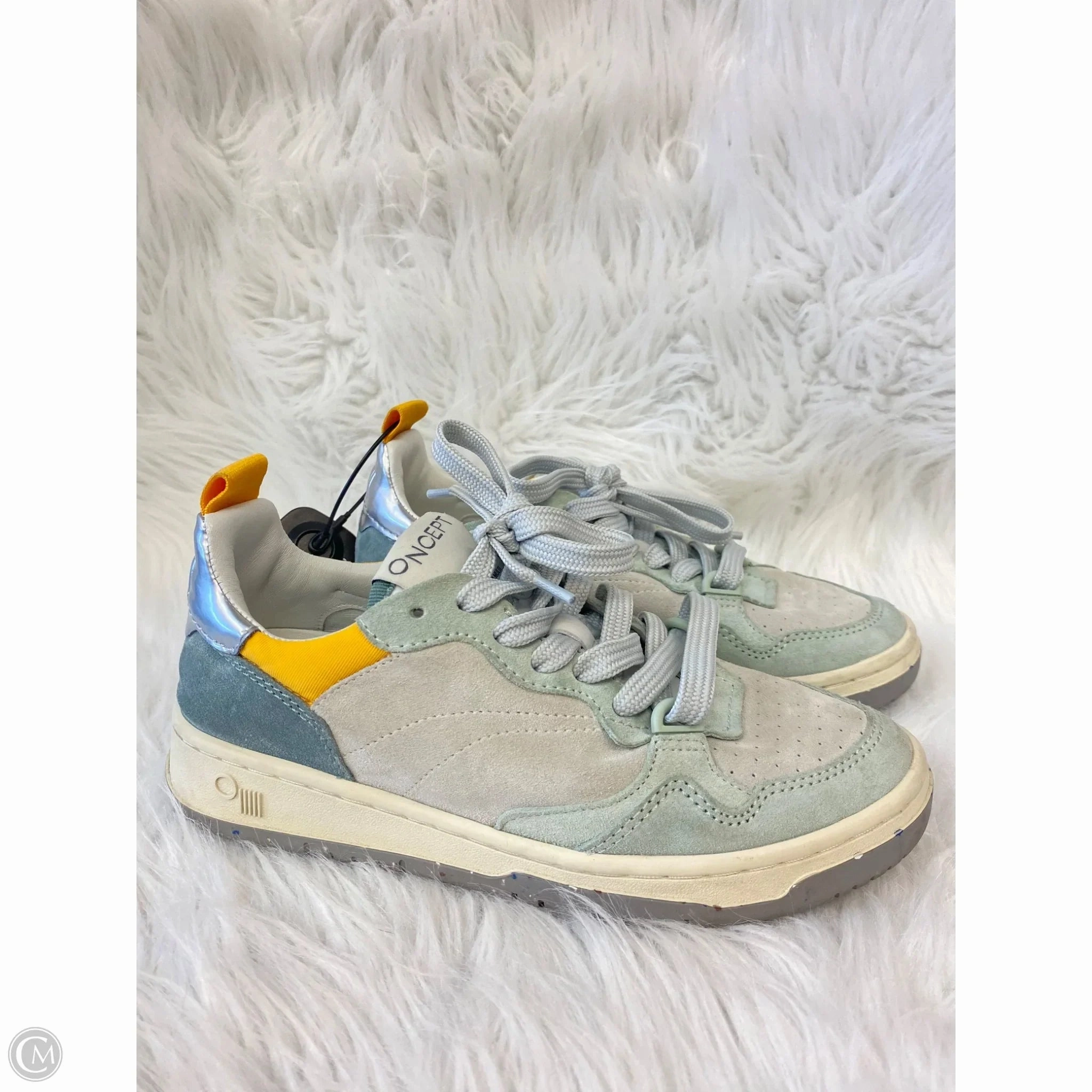 Durable touch custom-fit Shoes Sneakers By Cma In Green & Grey, Size: 6