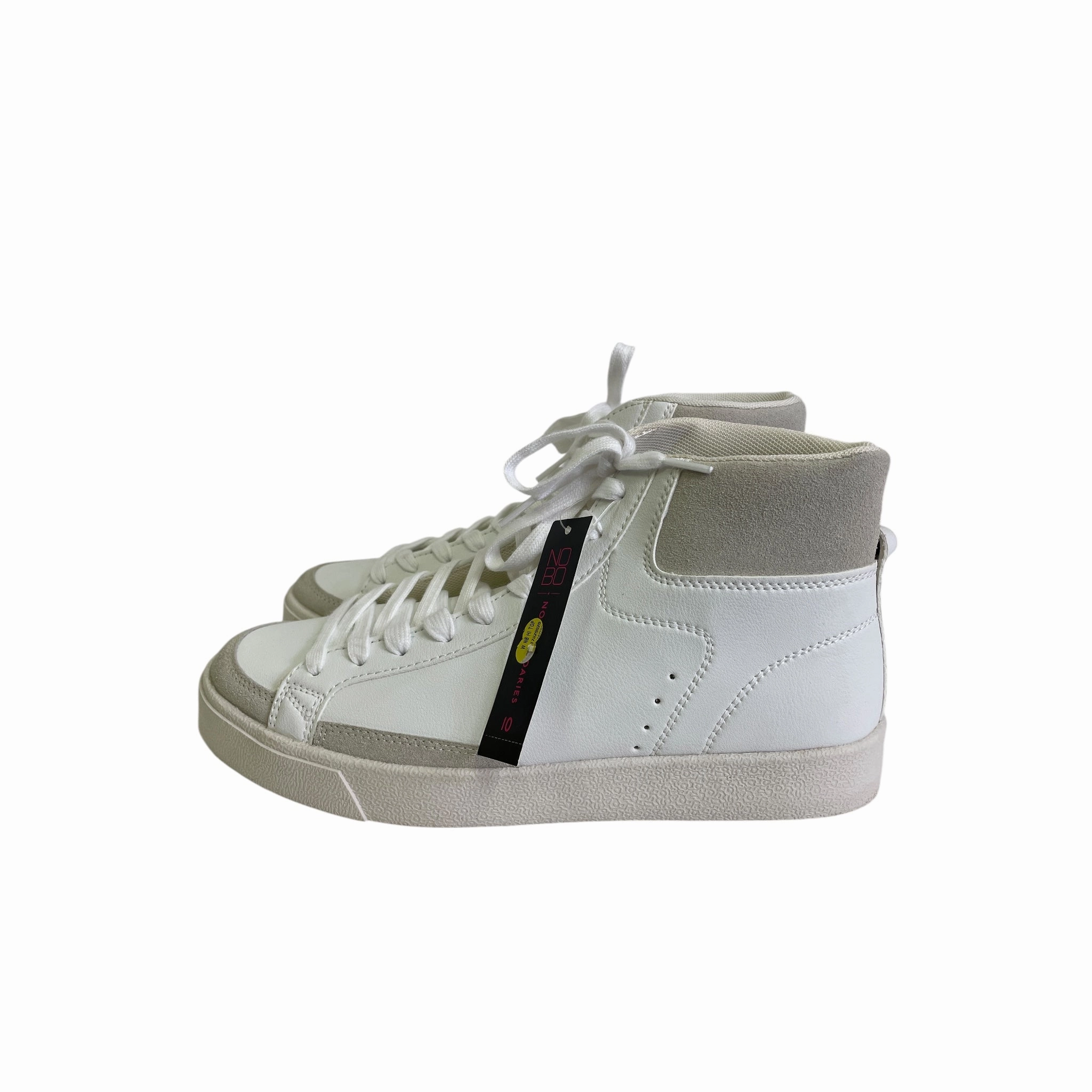 Hybrid Cushioning System Shoes Sneakers By No Boundaries In White, Size:10