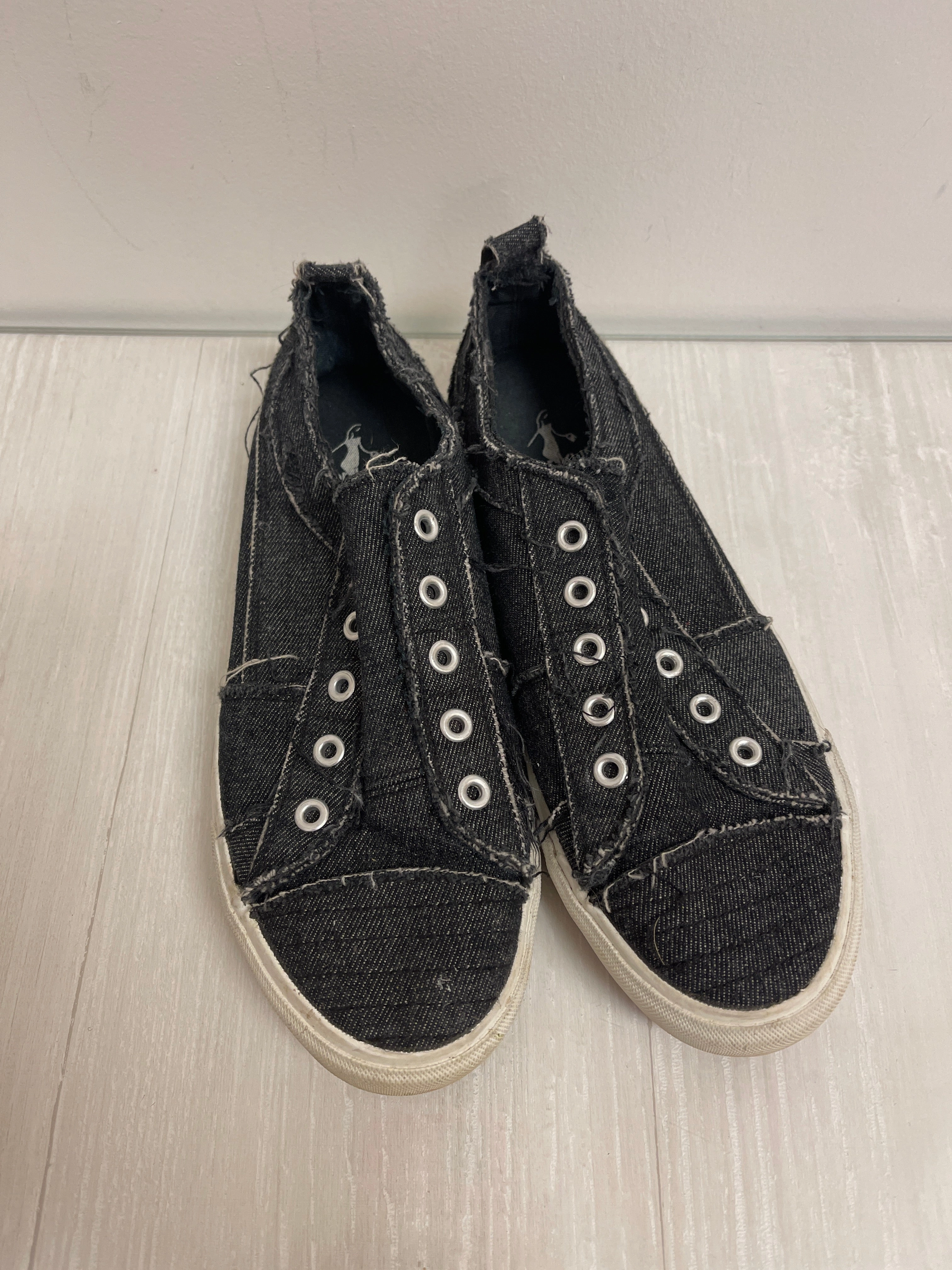 Adaptive Lace Tension Adaptive Support Shoes Sneakers By Corkys In Grey, Size: 8