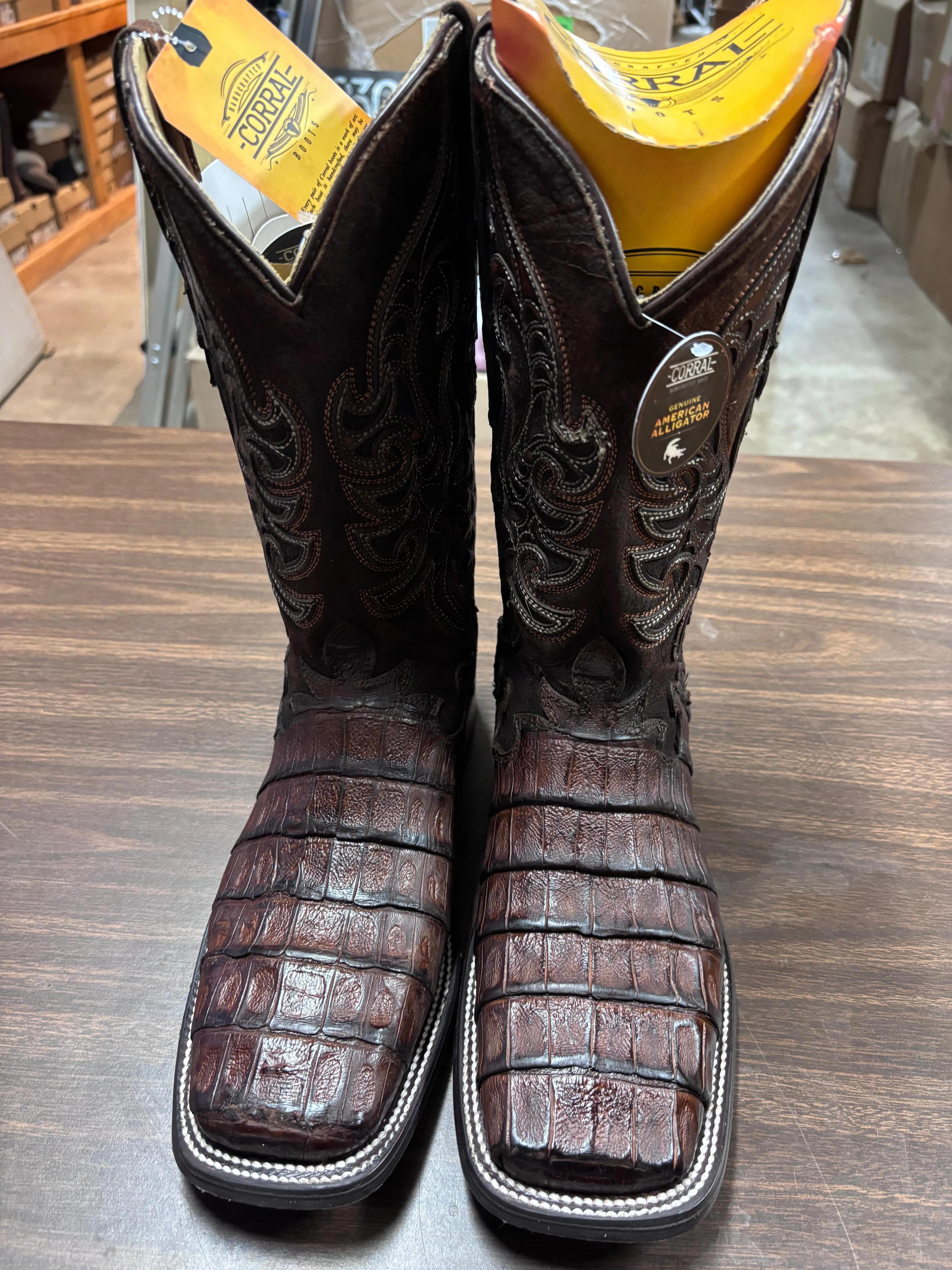 Corral Men's Boots Genuine Alligator Brave Path Lightweight Design