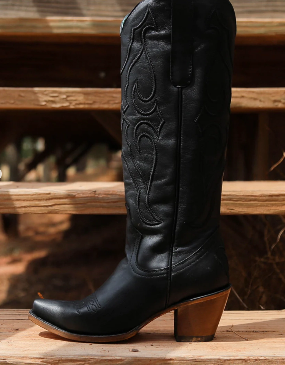 Corral Ladies Black Snip Toe  Boot Style Z5075 Cushioned Fit