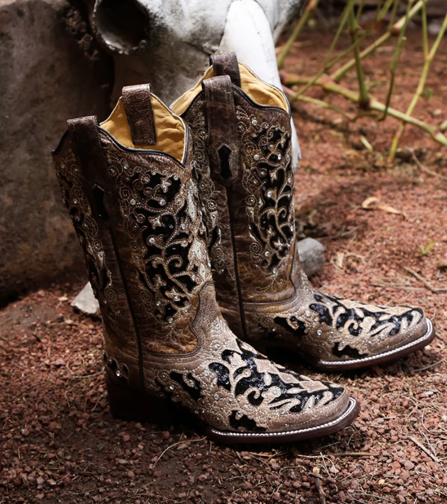 Stable Support Snow Trekker CORRAL LADIES INLAY AND FLOWERED EMBROIDERY SQUARE TOE BOOTS STYLE A3648