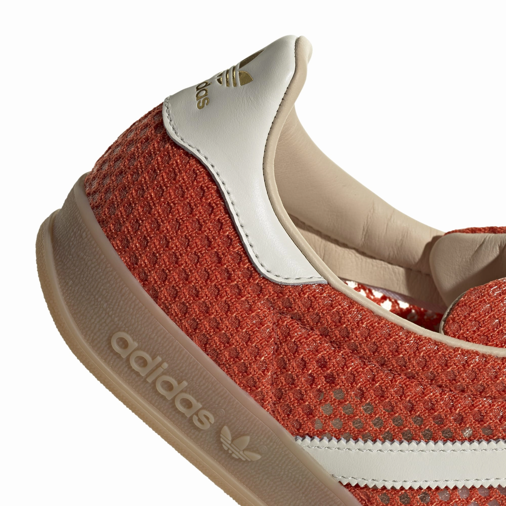 Adidas Mens Gazelle Indoor Shoes advanced features Comfort Cuffs