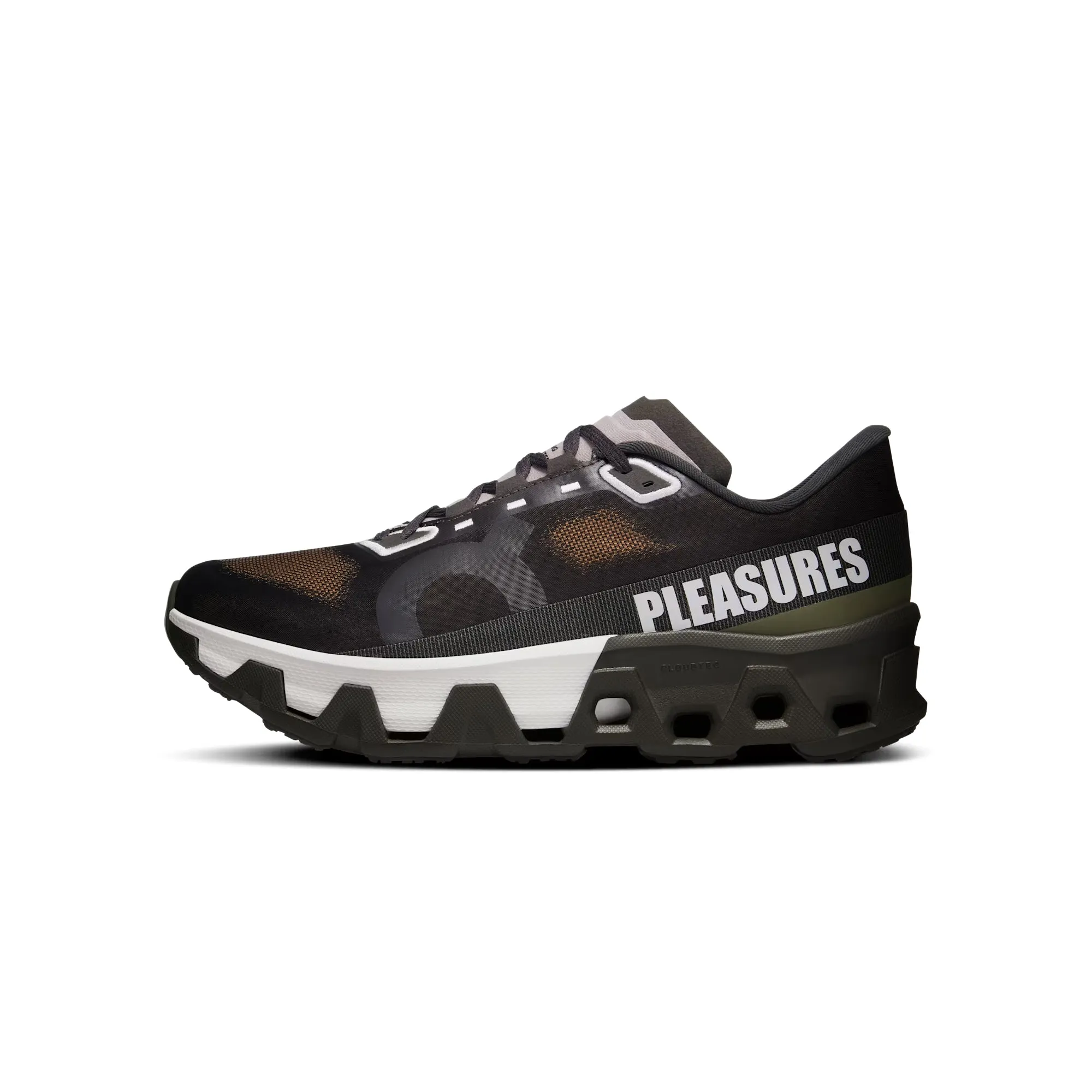 men's style streamlined shoes On Running Womens Cloudmonster Hyper PLS-TL Shoes