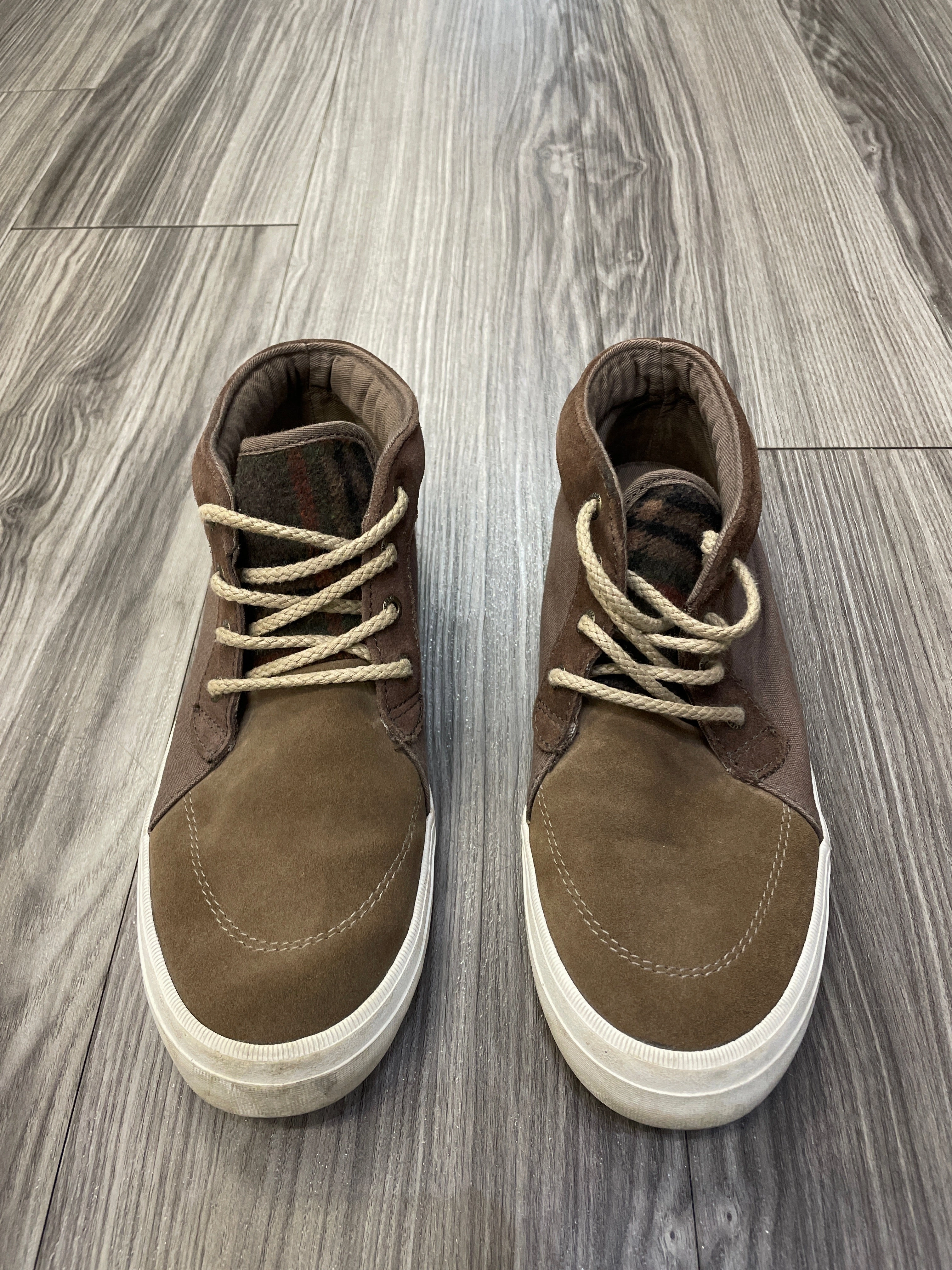 Shoes Sneakers By Sperry In Brown, Size: 8.5 Ultra-soft sole All Ride