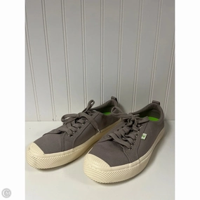 Slip Choice Shoes Sneakers By Cariuma In Grey, Size: 9.5