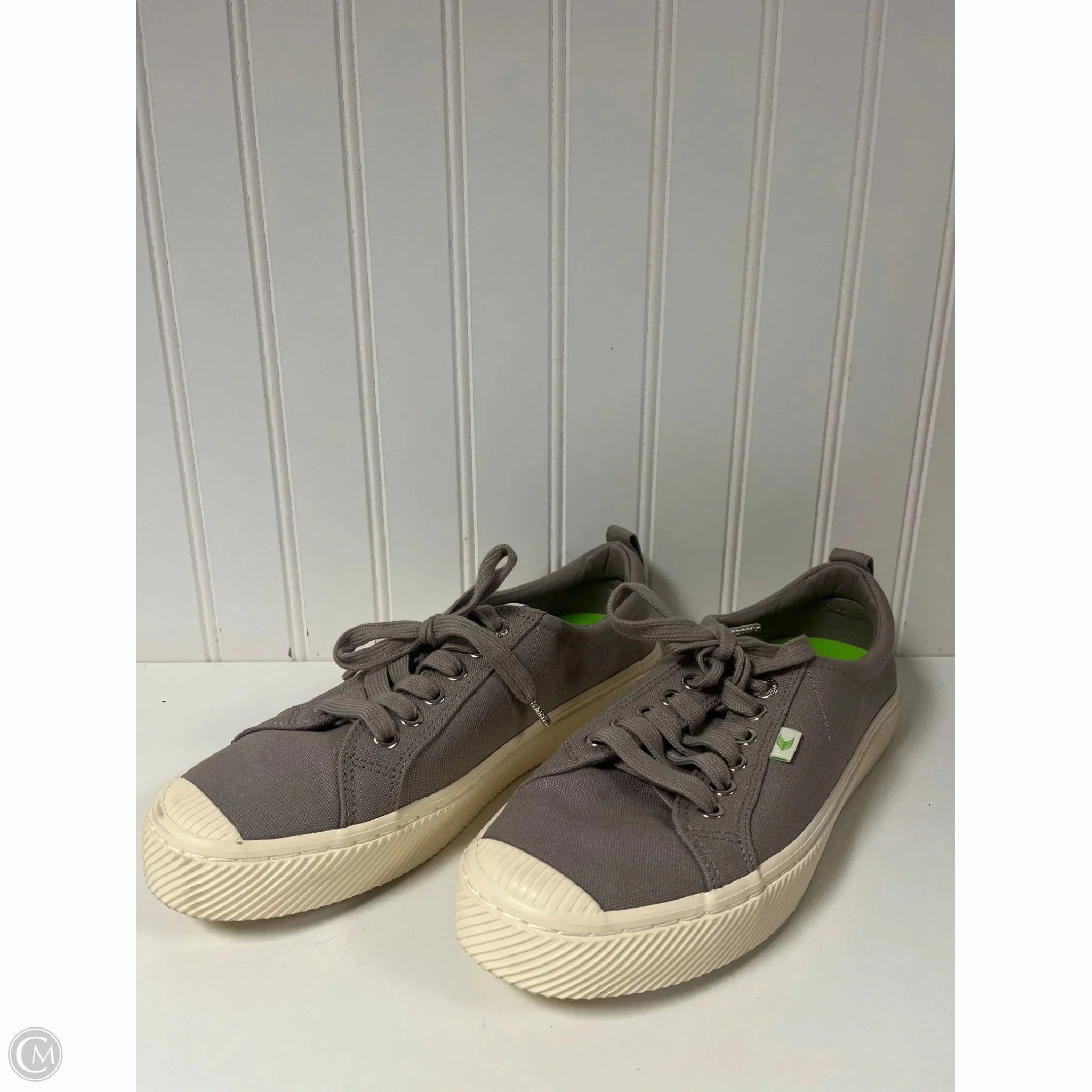 Slip Choice Shoes Sneakers By Cariuma In Grey, Size: 9.5