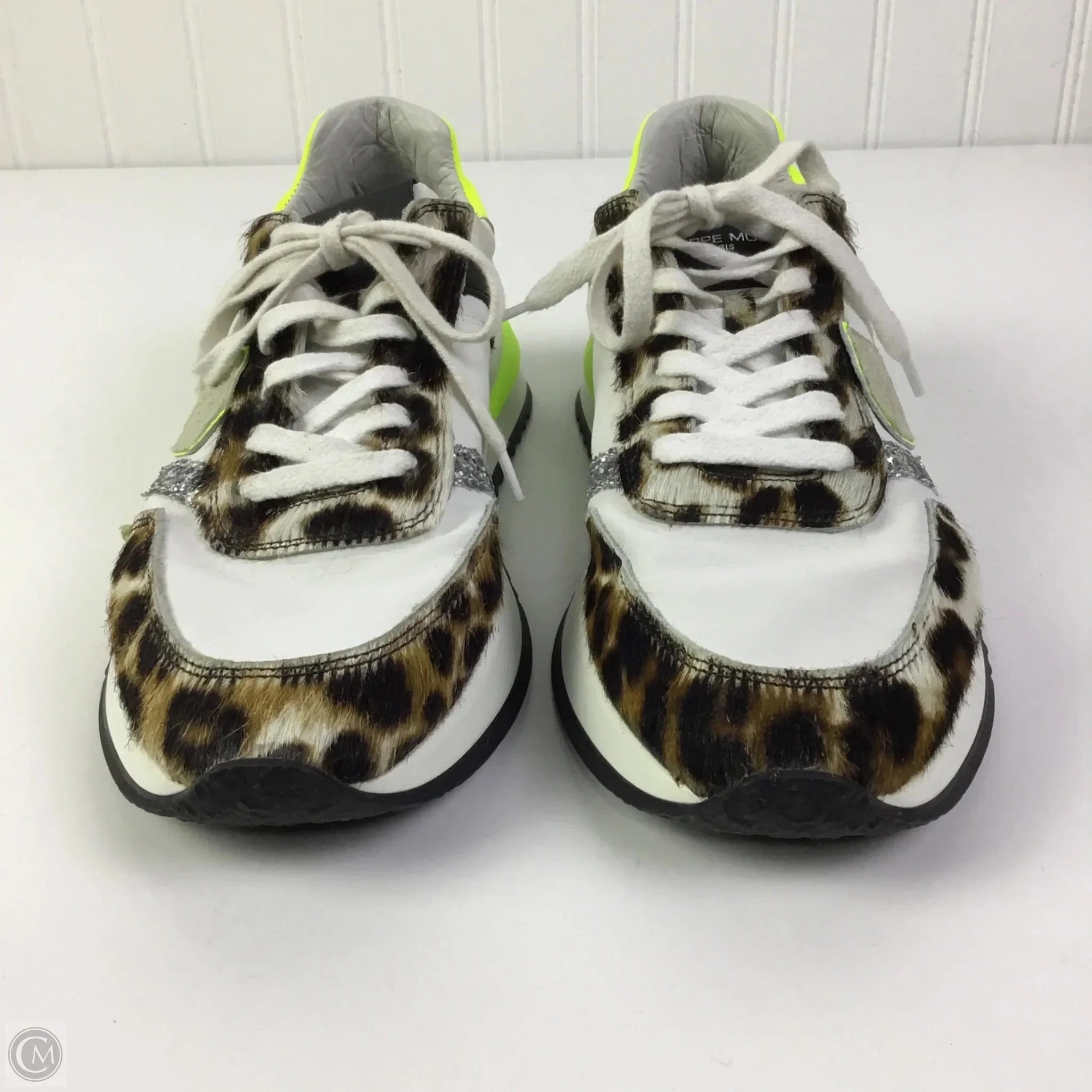 All Time Ankle Lock Technology Shoes Sneakers By Clothes Mentor In Animal Print, Size: 7