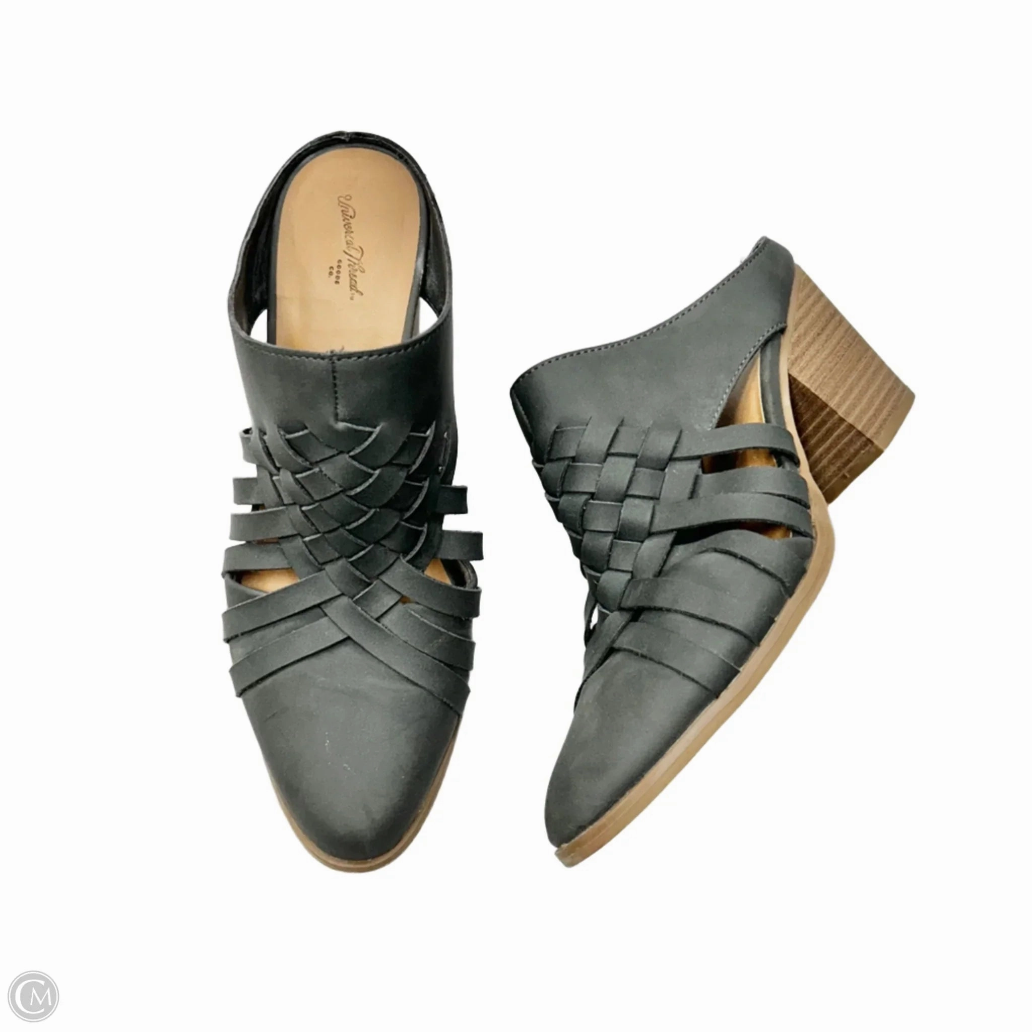 Shoes Heels Block By Universal Thread In Grey, Size: 9.5 Stylish Look Chic Heeled Booties