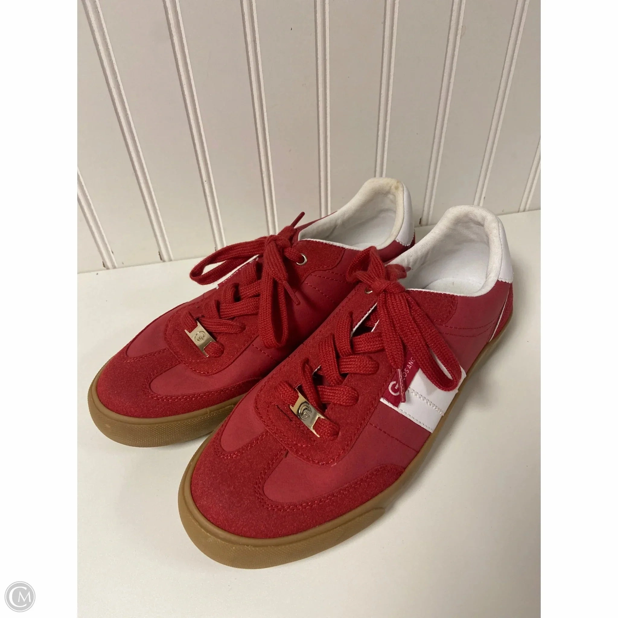 Core Fit Energy Return Midsole Shoes Sneakers By Guess In Red & White, Size: 9