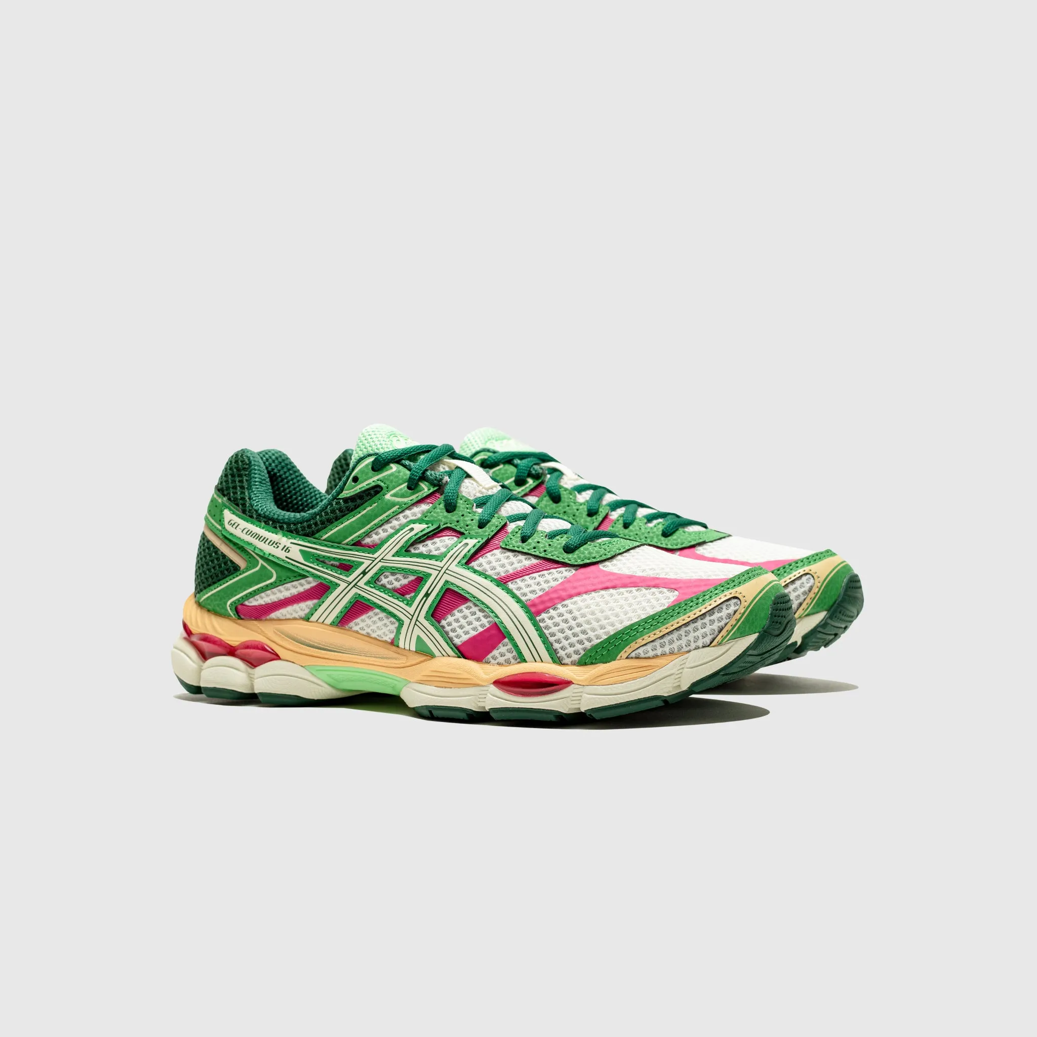 GEL-CUMULUS 16 maximalist shoe style casual wear shoes