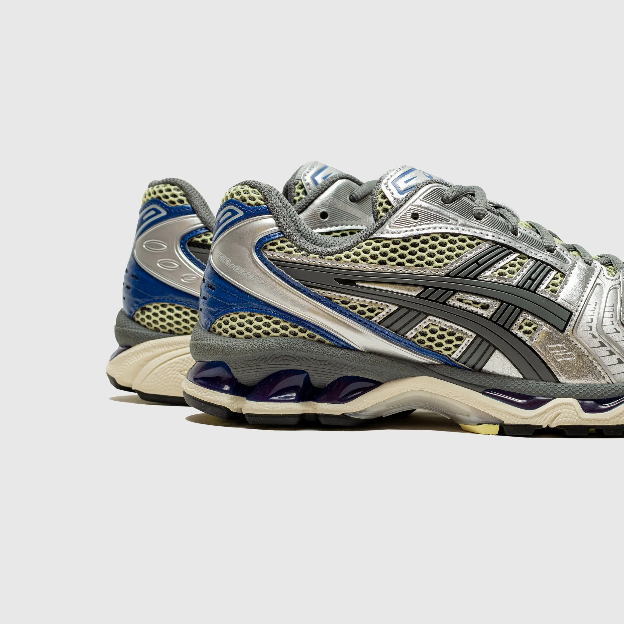 Bluetooth Connectivity gym - specific shoes GEL-KAYANO 14