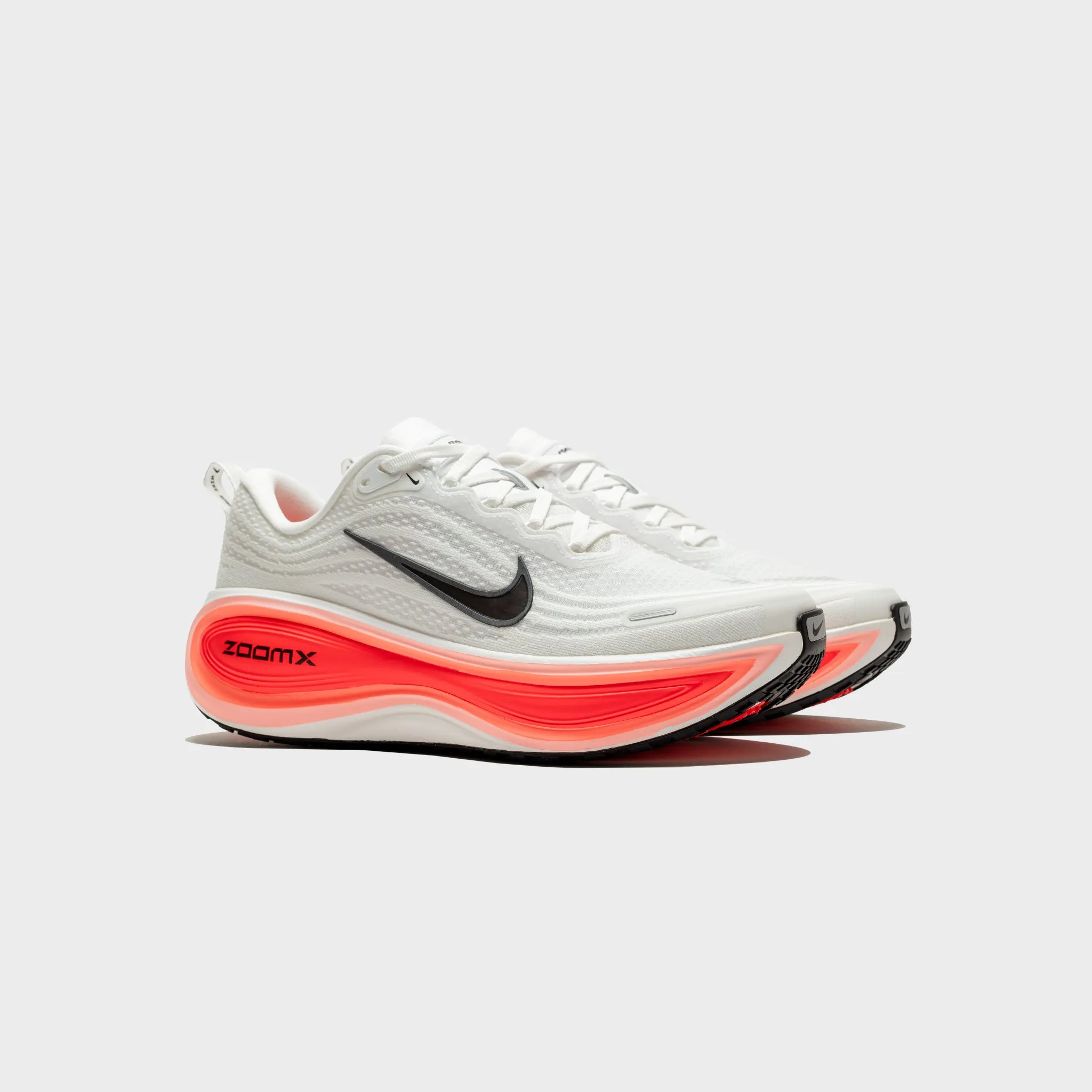 adult shoes VOMERO PLUS "BRIGHT CRIMSON"