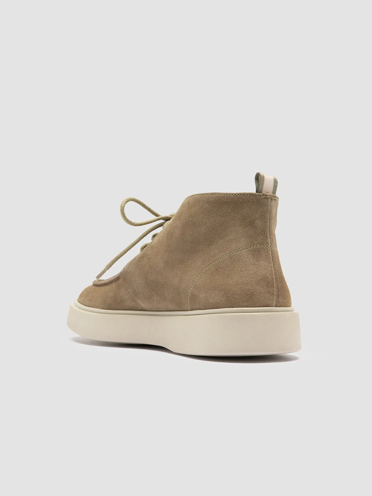 FRAME 002 - Taupe Suede Chukka Boots Strong material Durable Shell Cold Climate