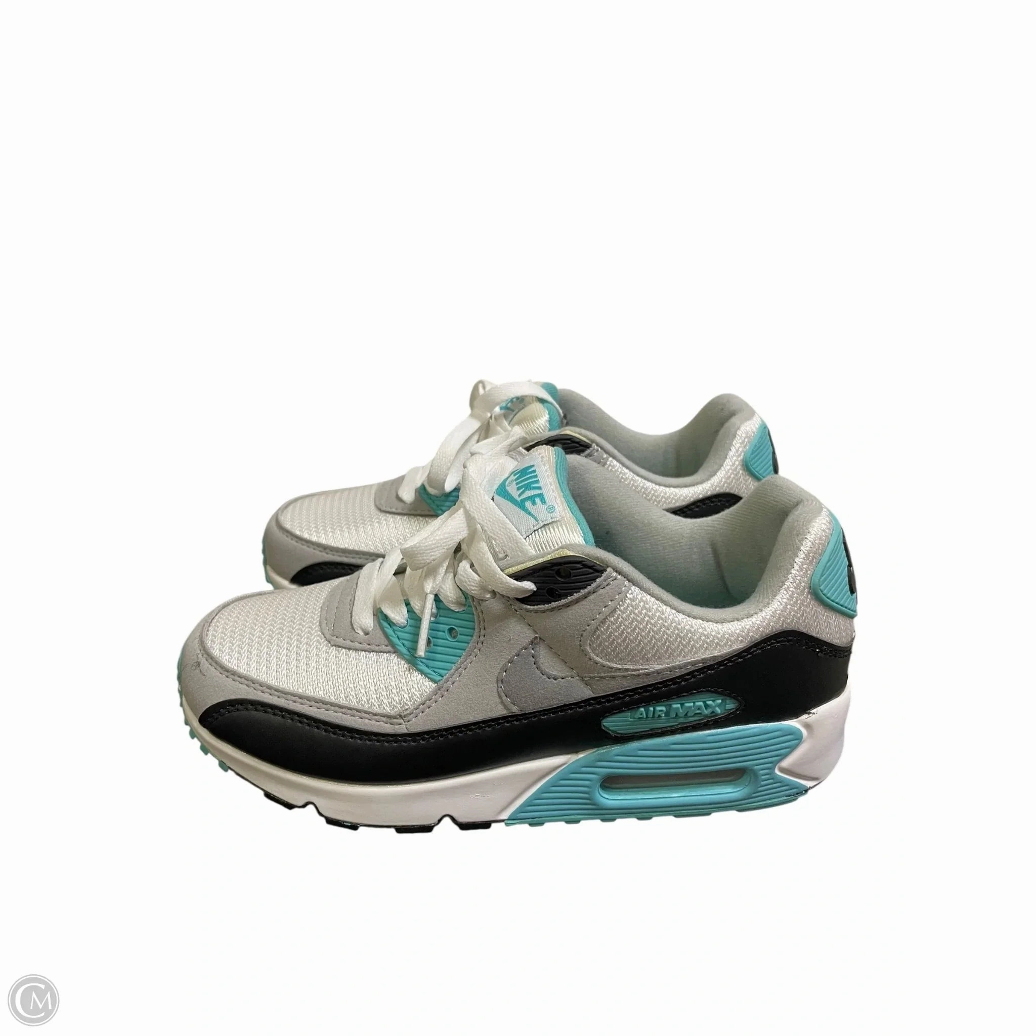 Smooth ride No Slip Shoes Sneakers By Nike In Grey & White, Size: 6.5