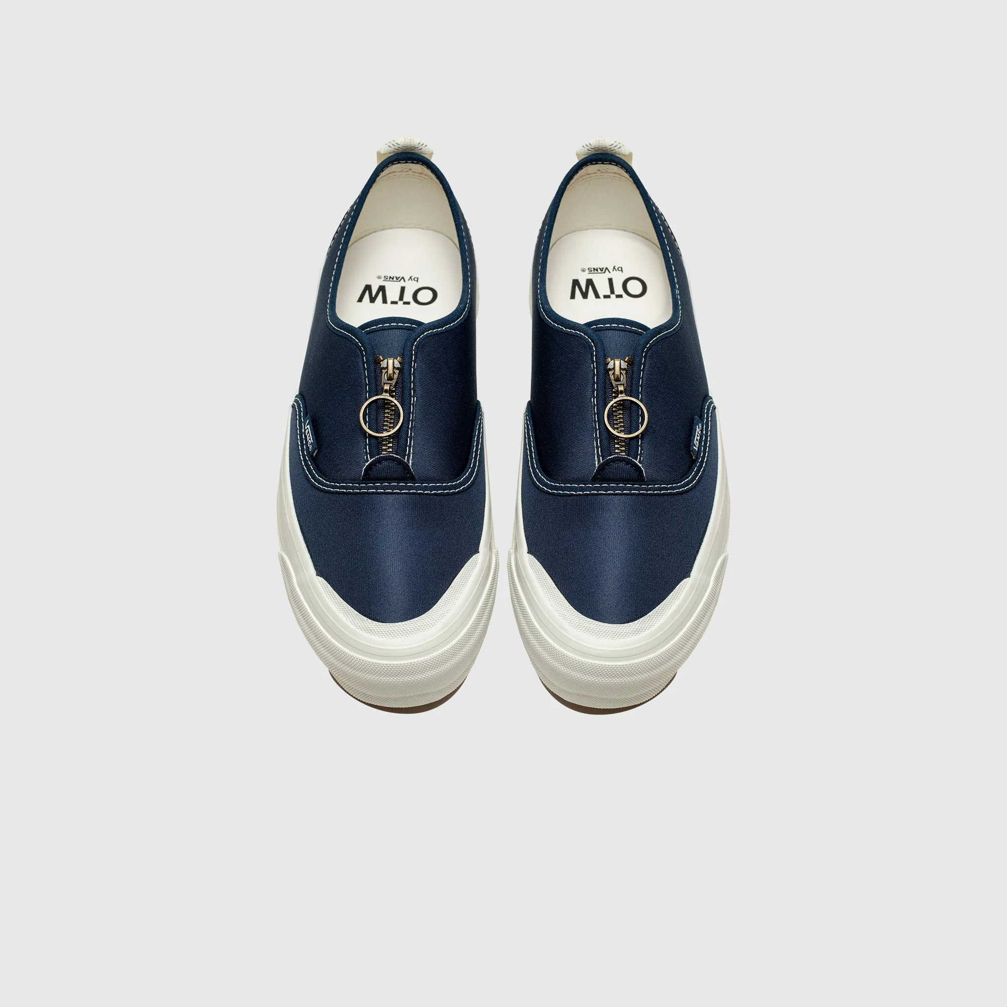 OTW AUTHENTIC ZIP VIBRAM short - distance running choice