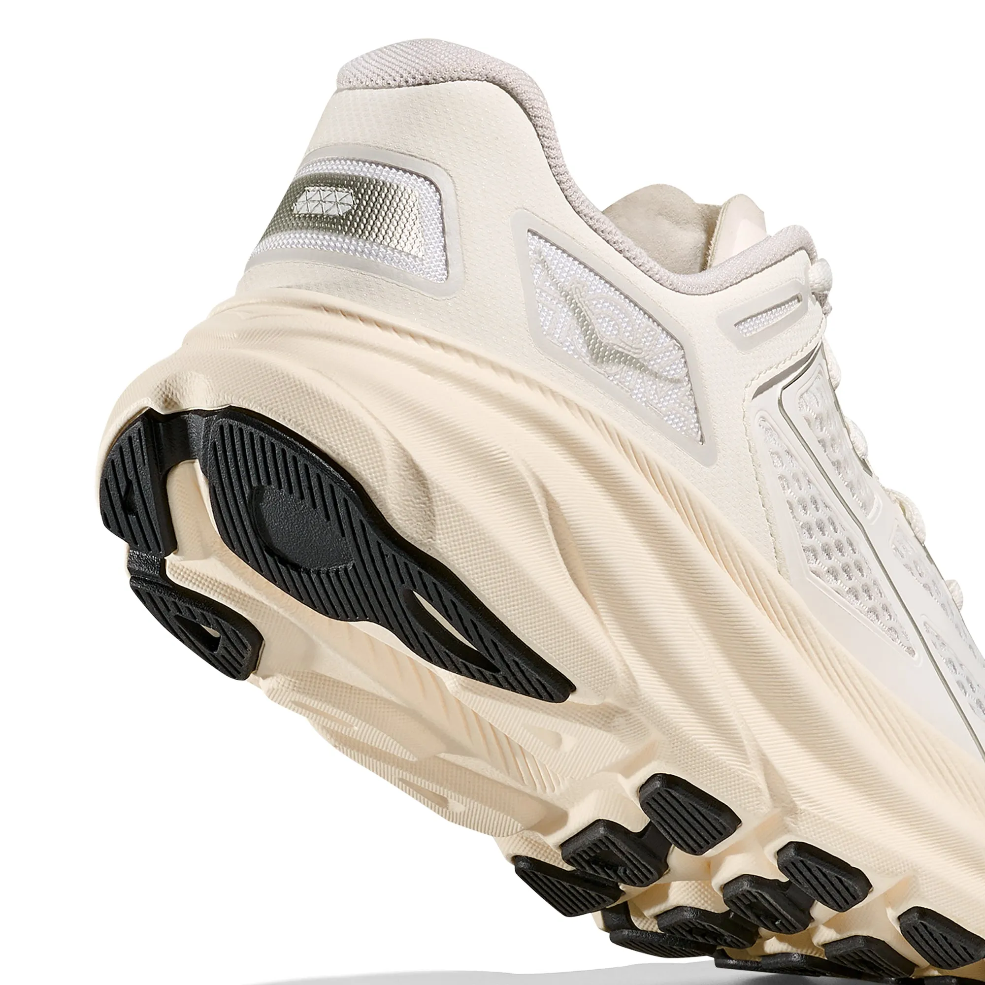 Hoka U Clifton One9 Shoes running in a lake area shoes Reflective details