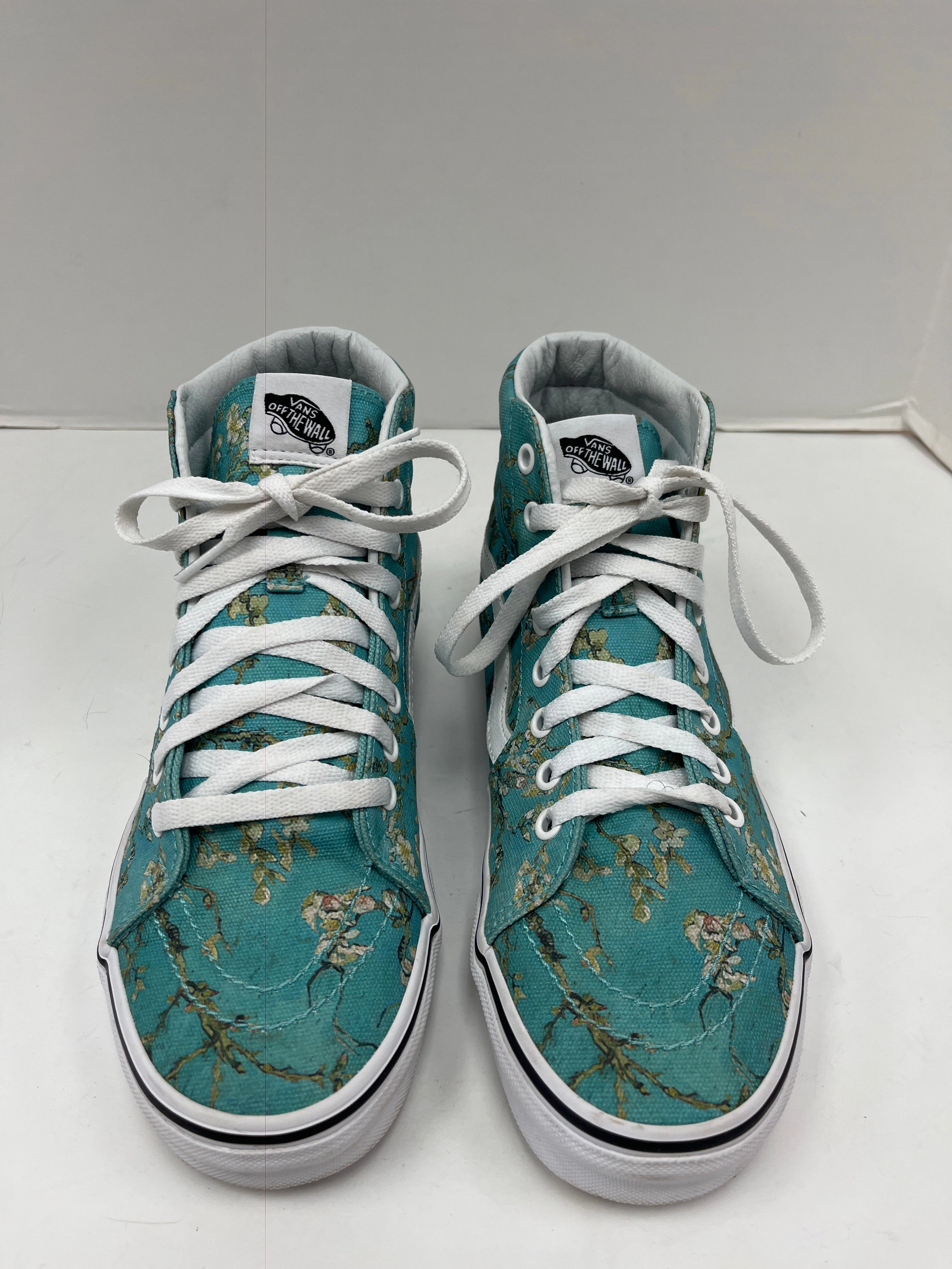 Iconic arch Shoes Sneakers By Vans  Size: 9