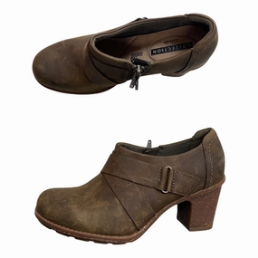 Winter Heels Shoes Heels Block By Clarks In Brown, Size: 7.5