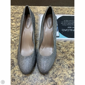 Classic White Heels Metallic Heels Shoes Heels Stiletto By Style And Company In Silver, Size: 9