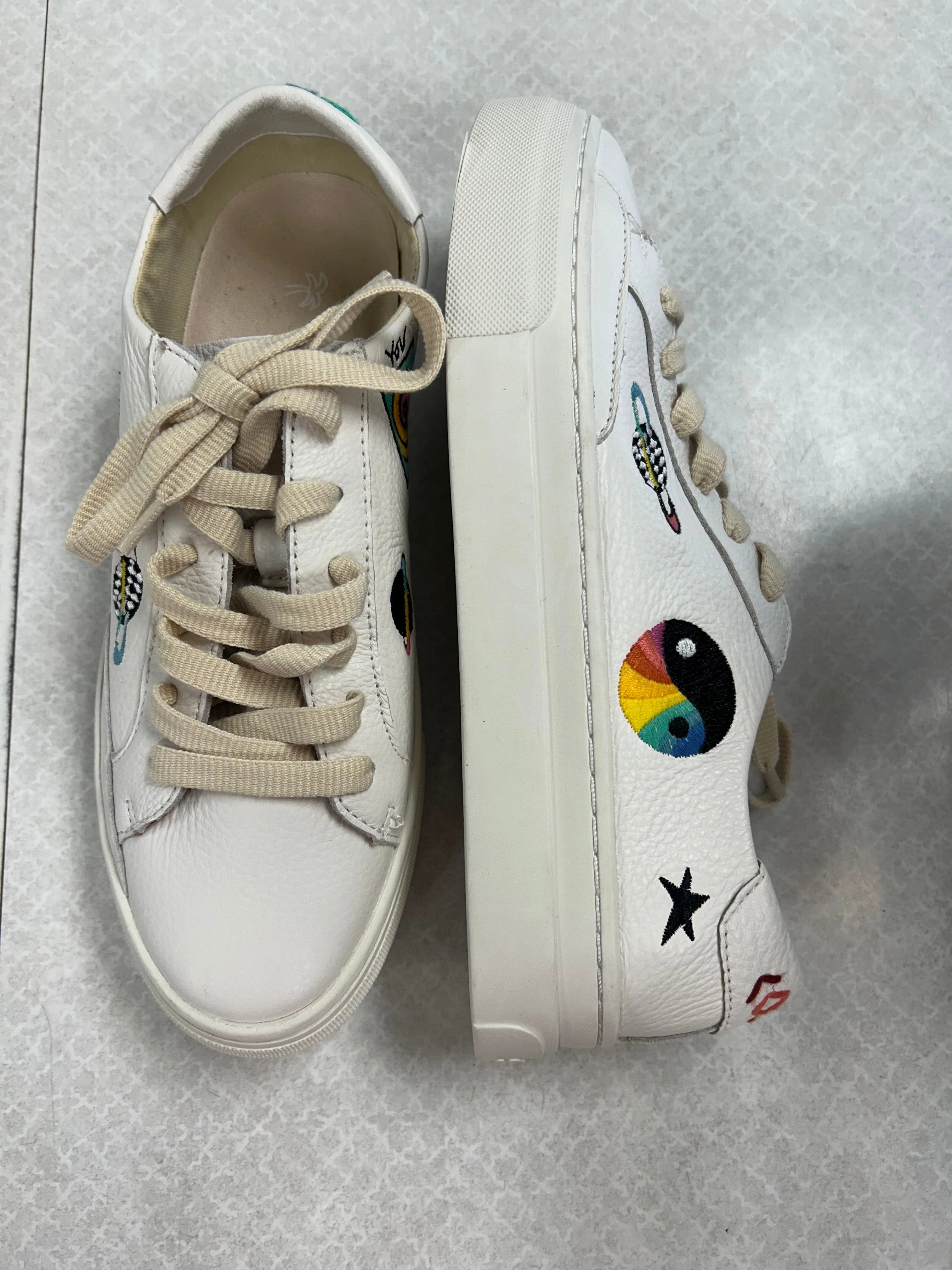 Good elasticity Comfortable Movement Shoes Sneakers By Soludos In Cream, Size:7.5