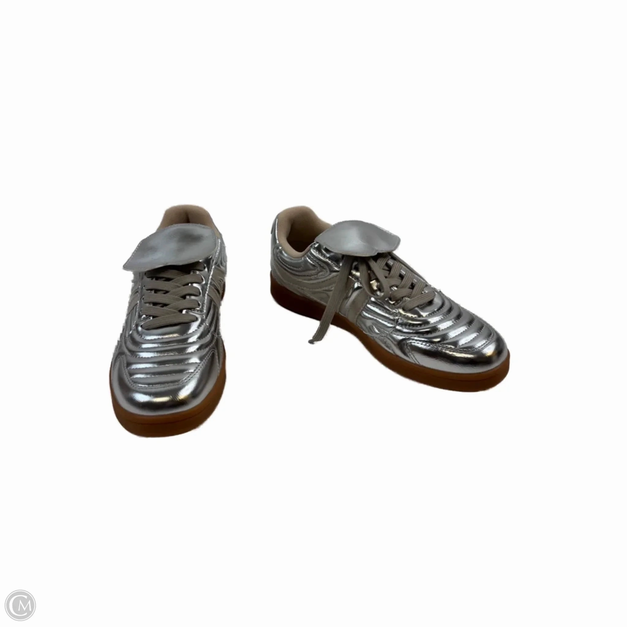 Arch   Support Shoes Sneakers By Steve Madden In Silver & Tan, Size: 6.5