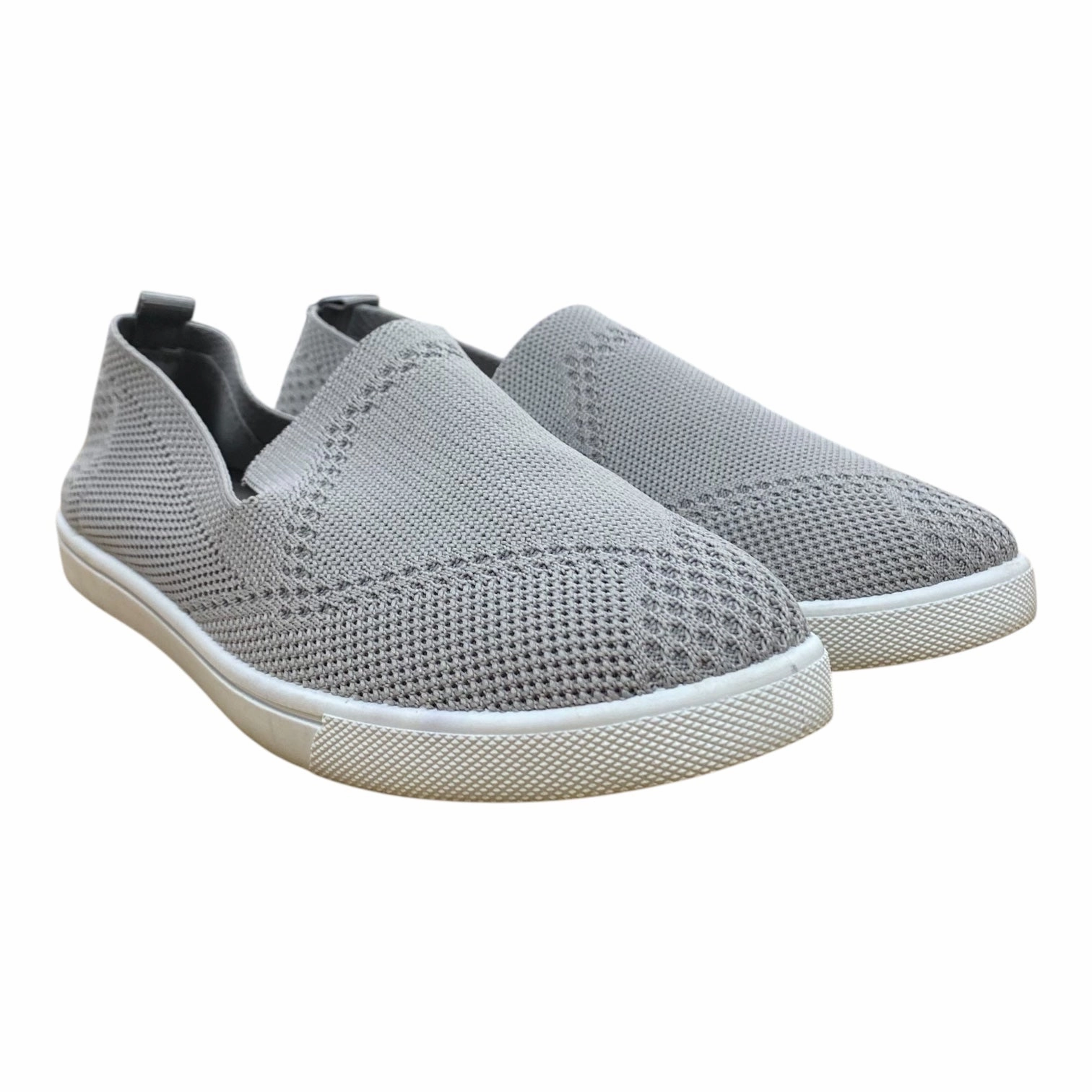Shoes Sneakers By Mia In Grey, Size:7.5 Relaxed Step