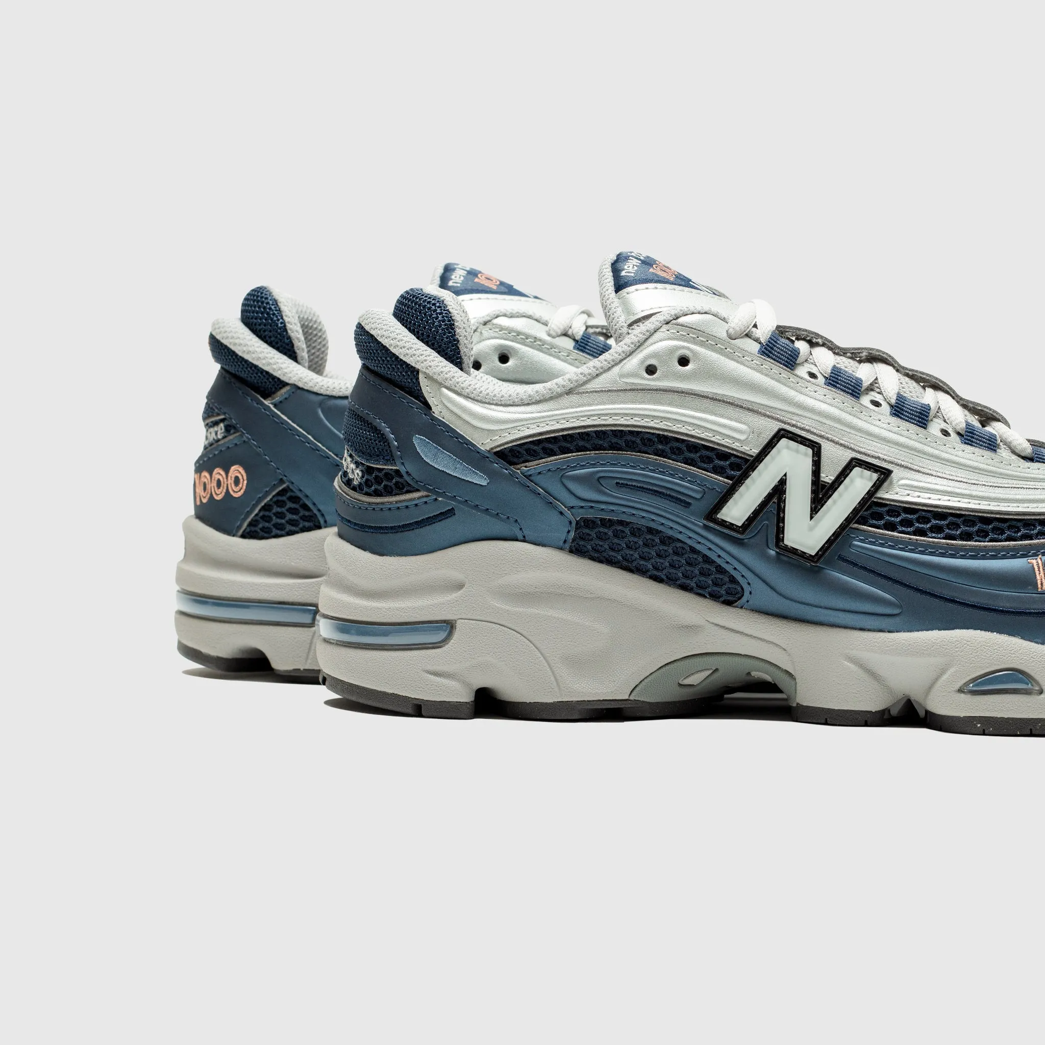 beginner - friendly shoes M1000P "VINTAGE INDIGO"