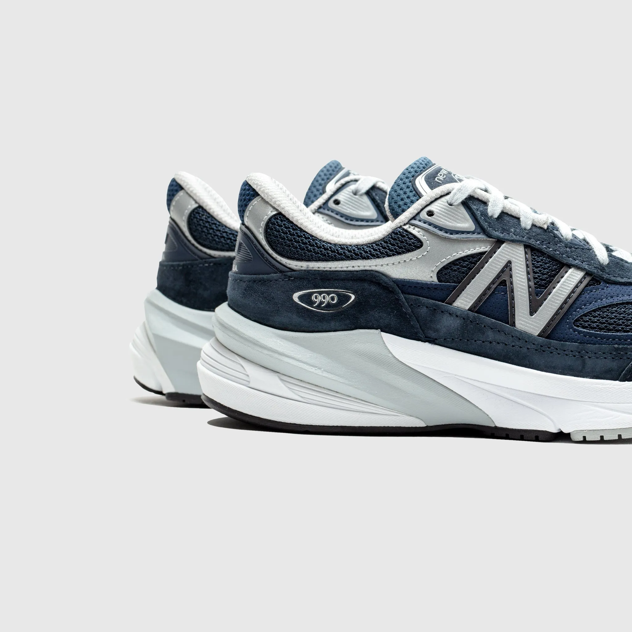 M990NV6 "MADE IN USA" shock - absorbing foam shoe element humid